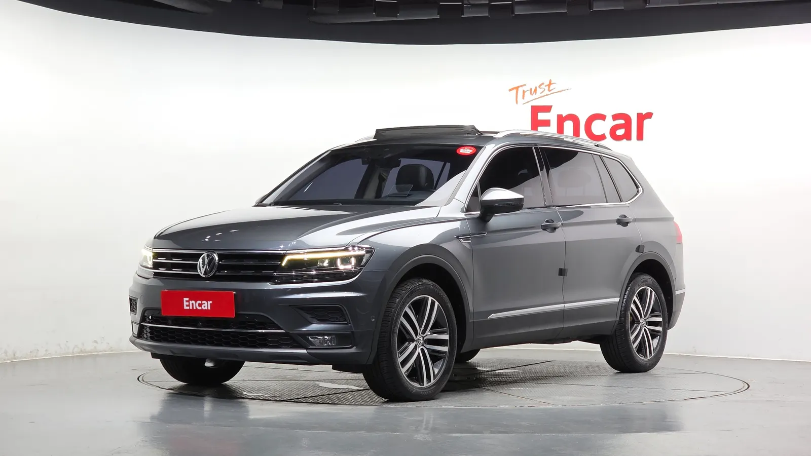 Volkswagen Tiguan Allspace 2.0 TDI Prestige 2018 — photo 1 sur 40