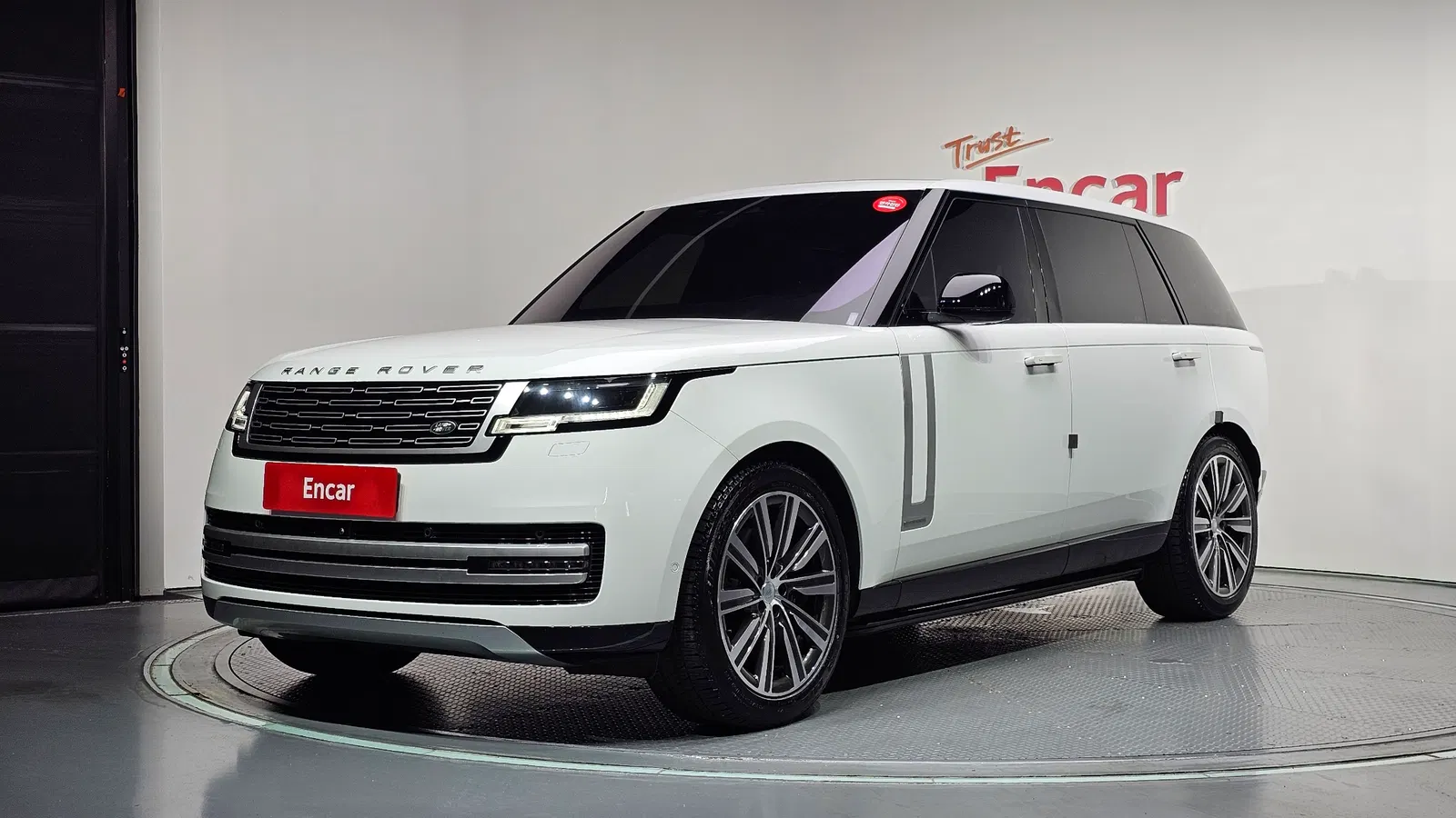 Land Rover Range Rover 5e génération D350 AB LWB 2023 — photo 1 sur 41