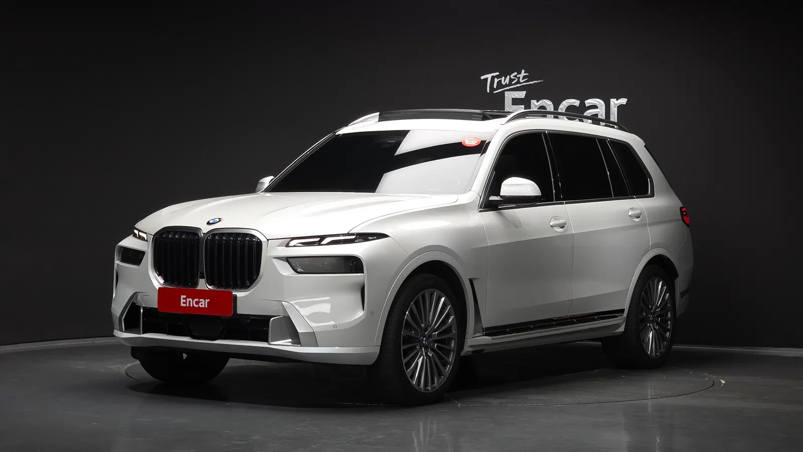 BMW X7 (G07) xDrive 40d Design Pure Excellence 6 places 2024 — photo 1 sur 20