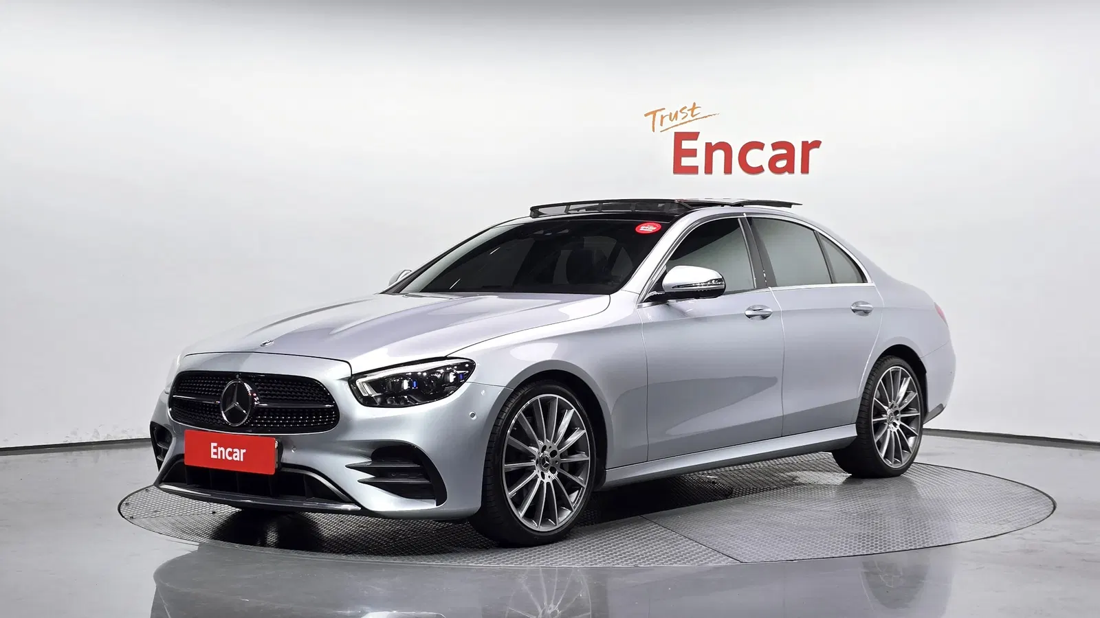 Mercedes-Benz Classe E AMG Line · E350 4MATIC (W213) 2022 — photo 1 sur 20