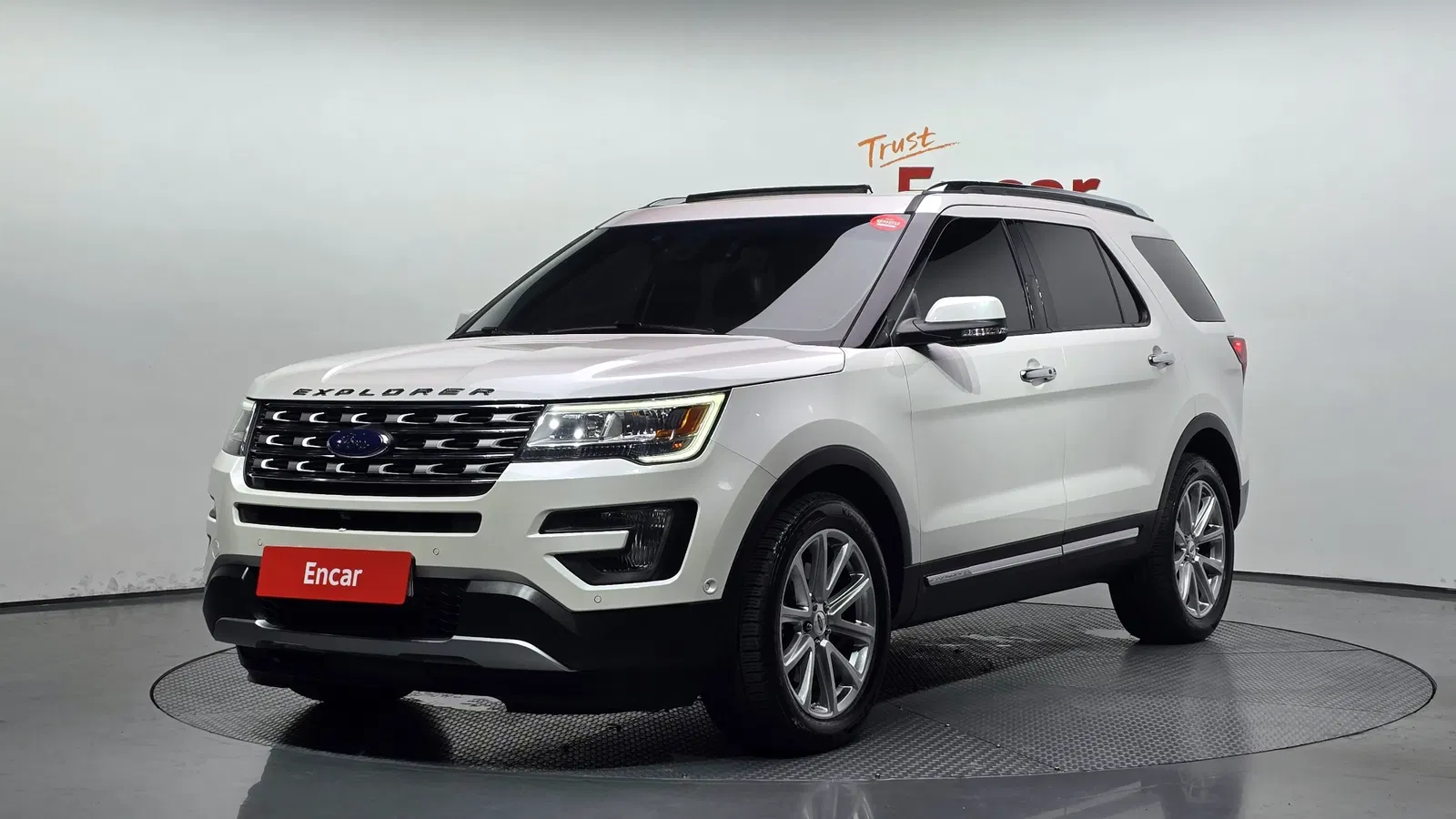 Ford Explorer 2.3 Limited 4WD 2016 — photo 1 sur 26