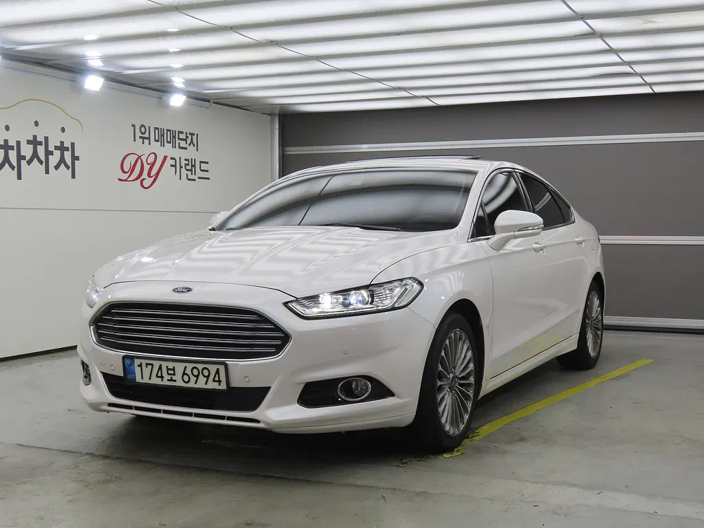 Ford Mondeo 4e génération 2.0 Titanium 2017 — photo 1 sur 26