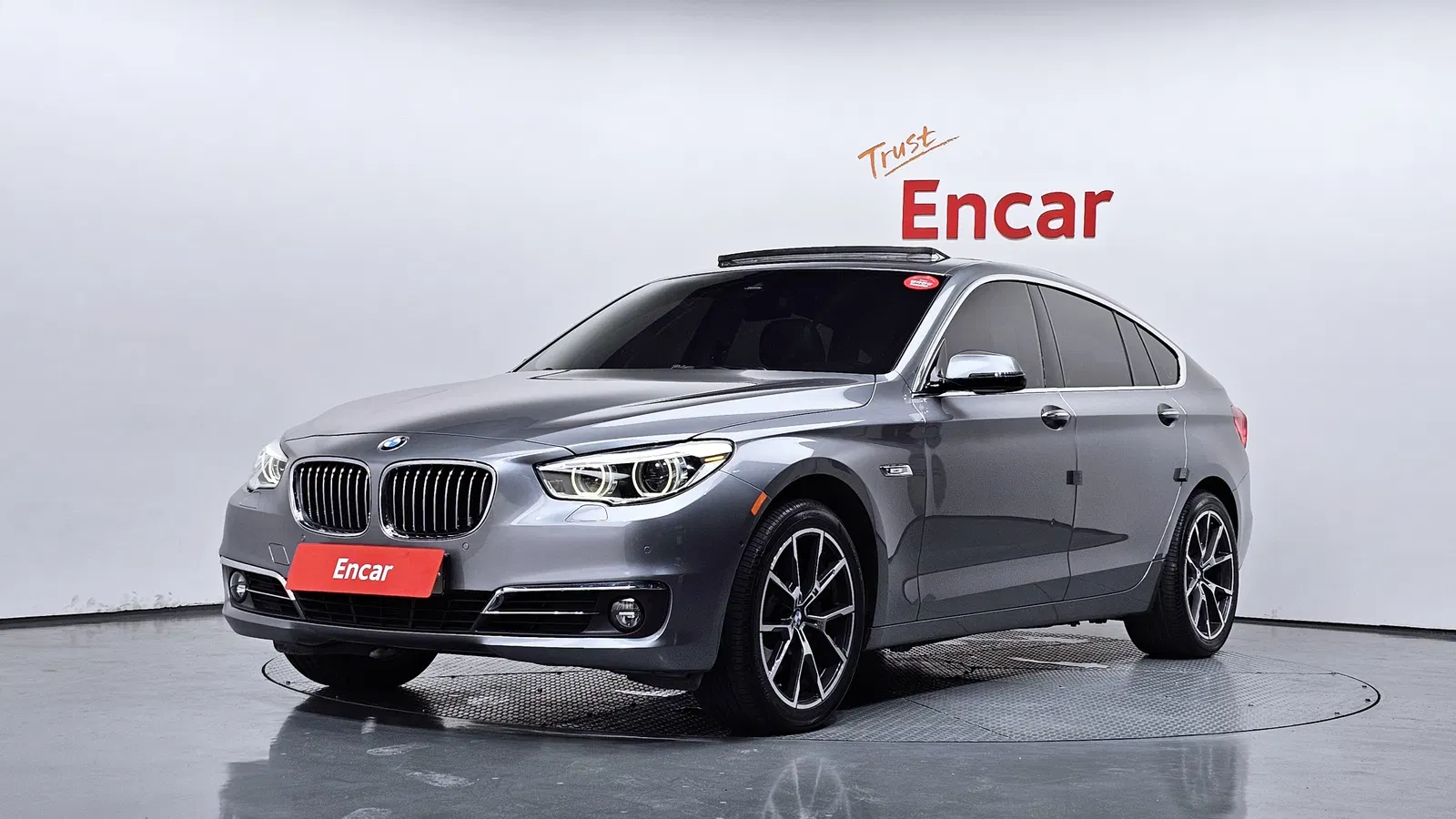 BMW Série 5 GT (F07) GT 30d xDrive 2015 — photo 1 sur 20