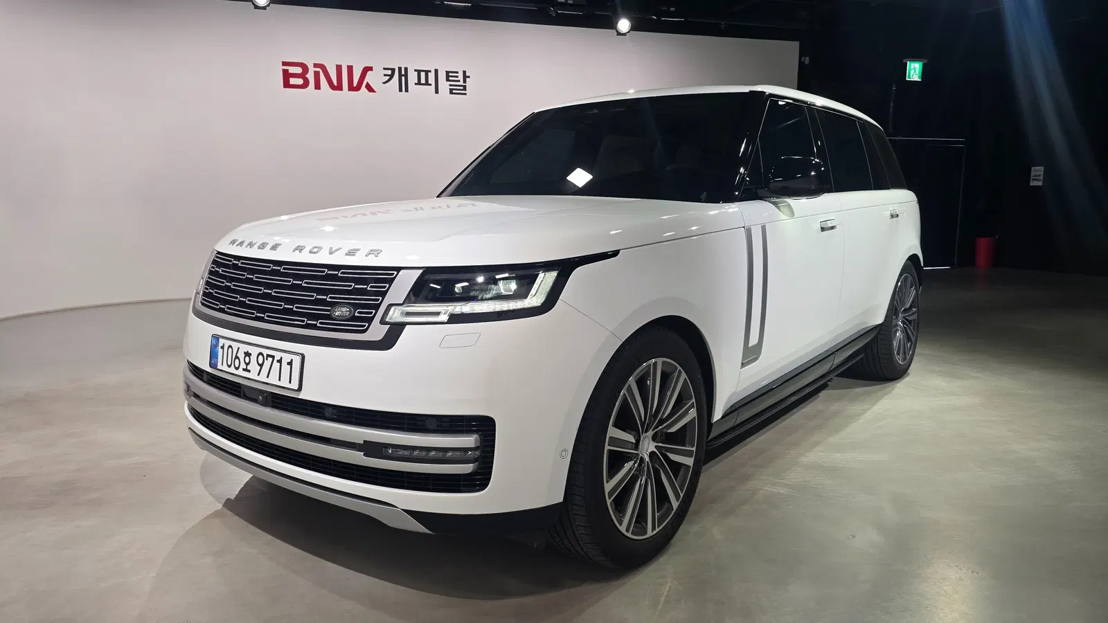 Land Rover Range Rover 5e génération D350 AB LWB 2025 — photo 1 sur 26