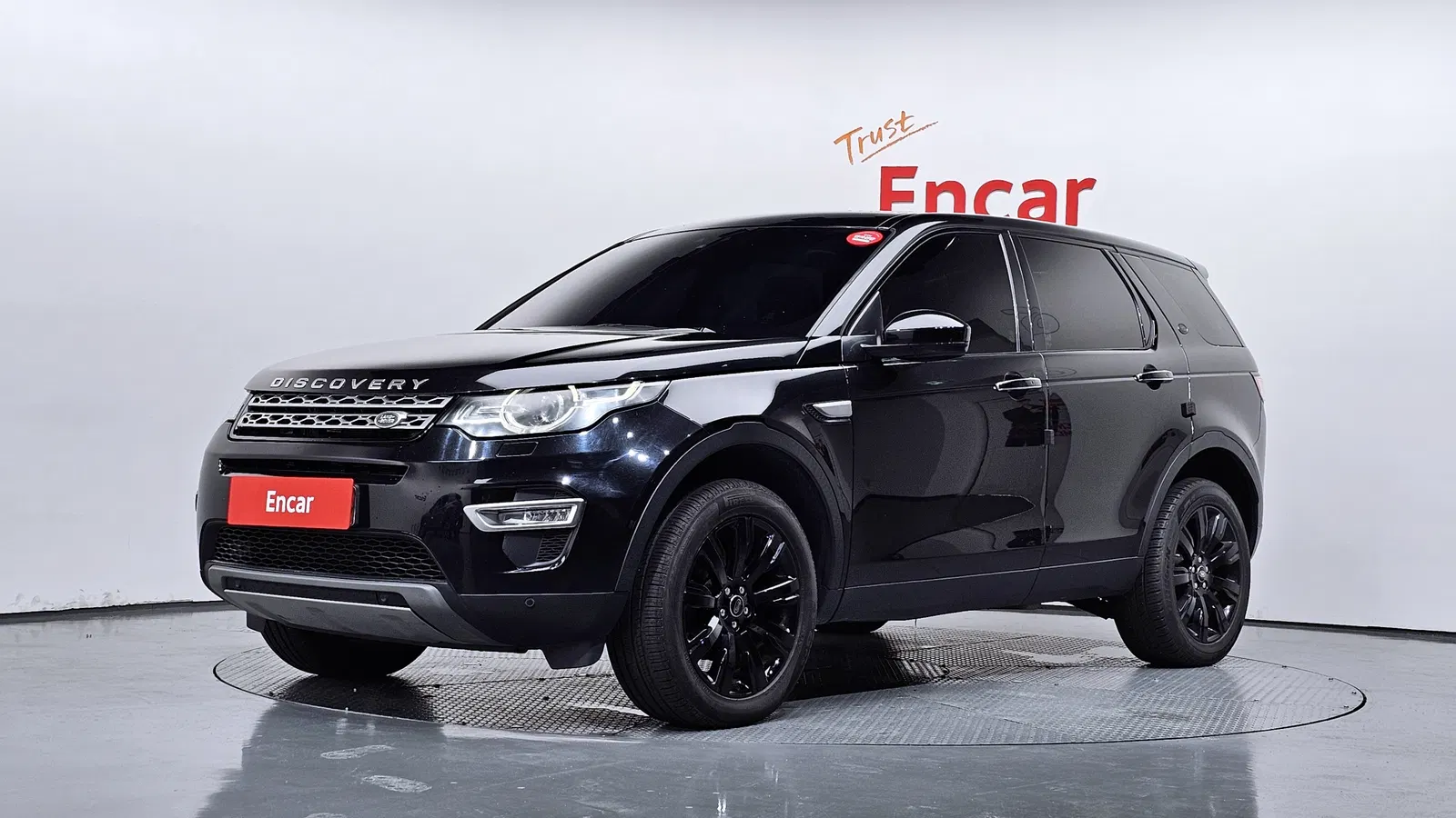 Land Rover Discovery Sport 2.0 TD4 HSE Luxury 2019 — photo 1 sur 35