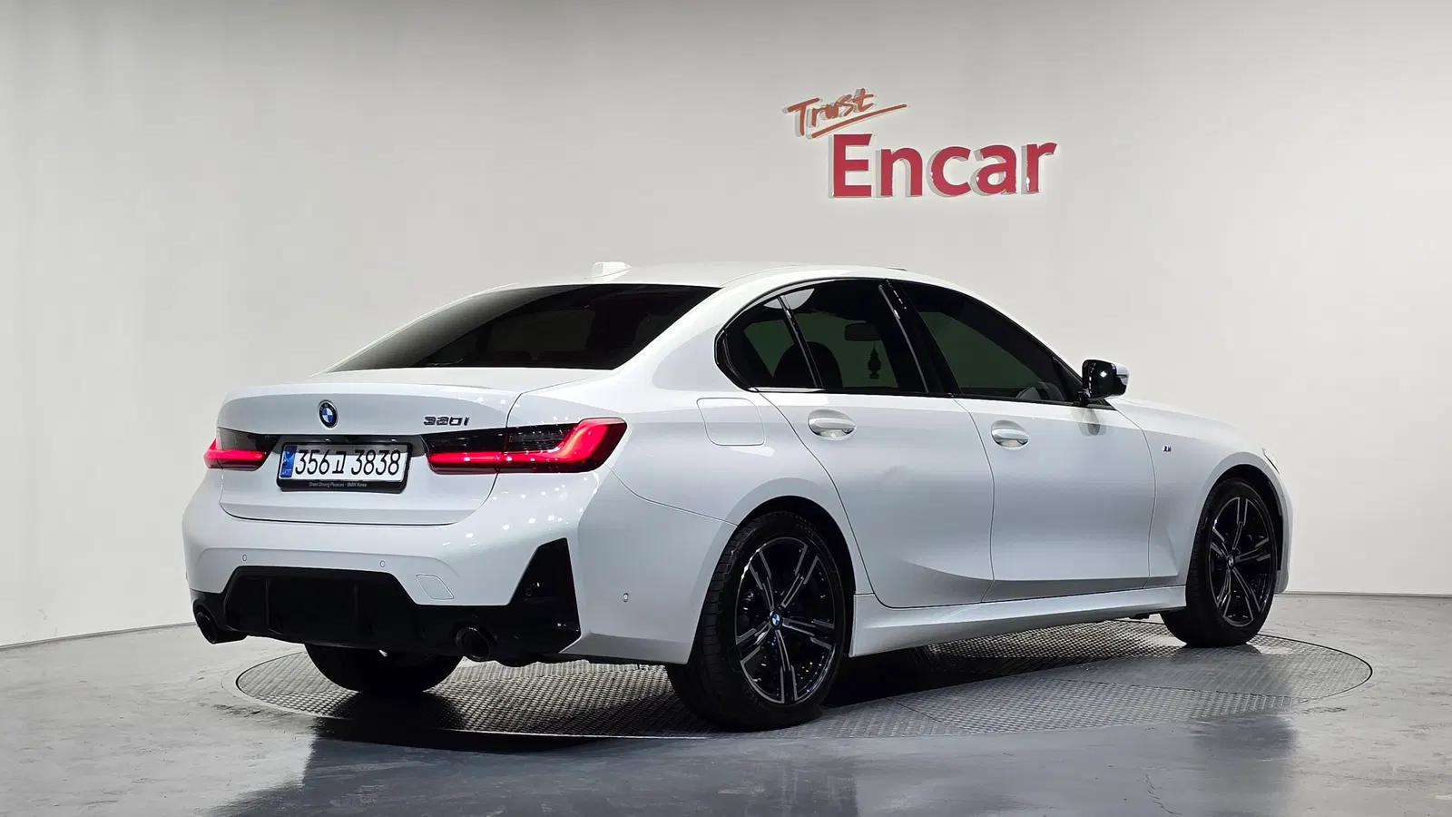 BMW Série 3 (G20) 320i M Sport 2023 — photo 1 sur 32