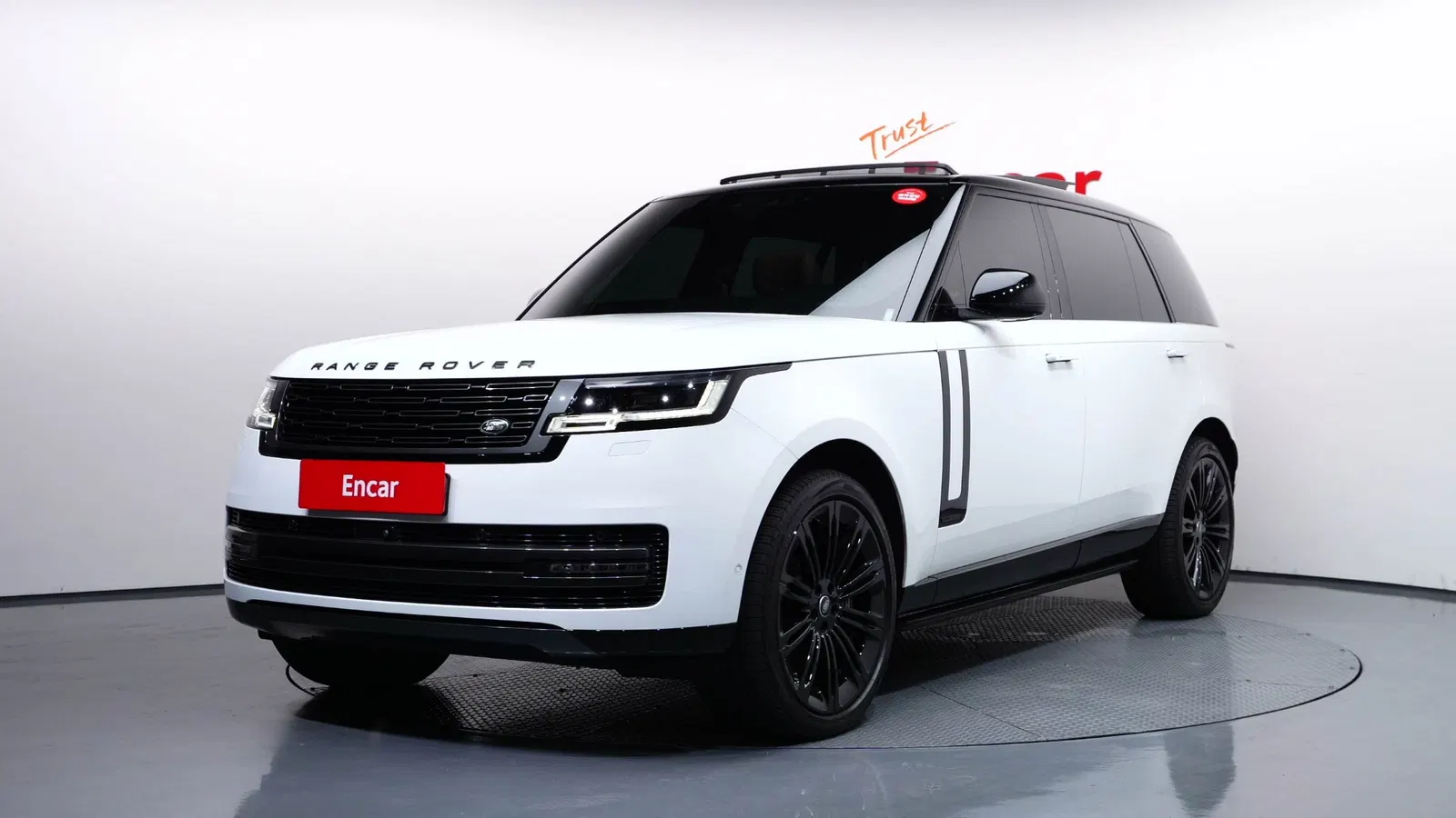 Land Rover Range Rover 5e génération P530 AB LWB 2024 — photo 1 sur 39