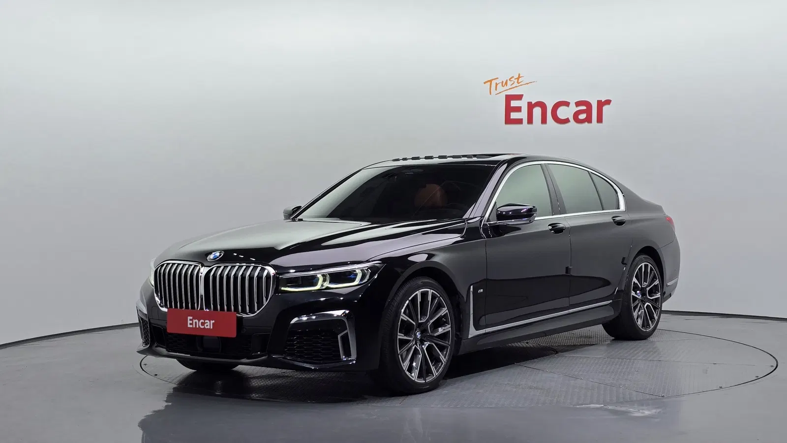 BMW Série 7 (G11) 730d xDrive M Sport 2022 — photo 1 sur 20