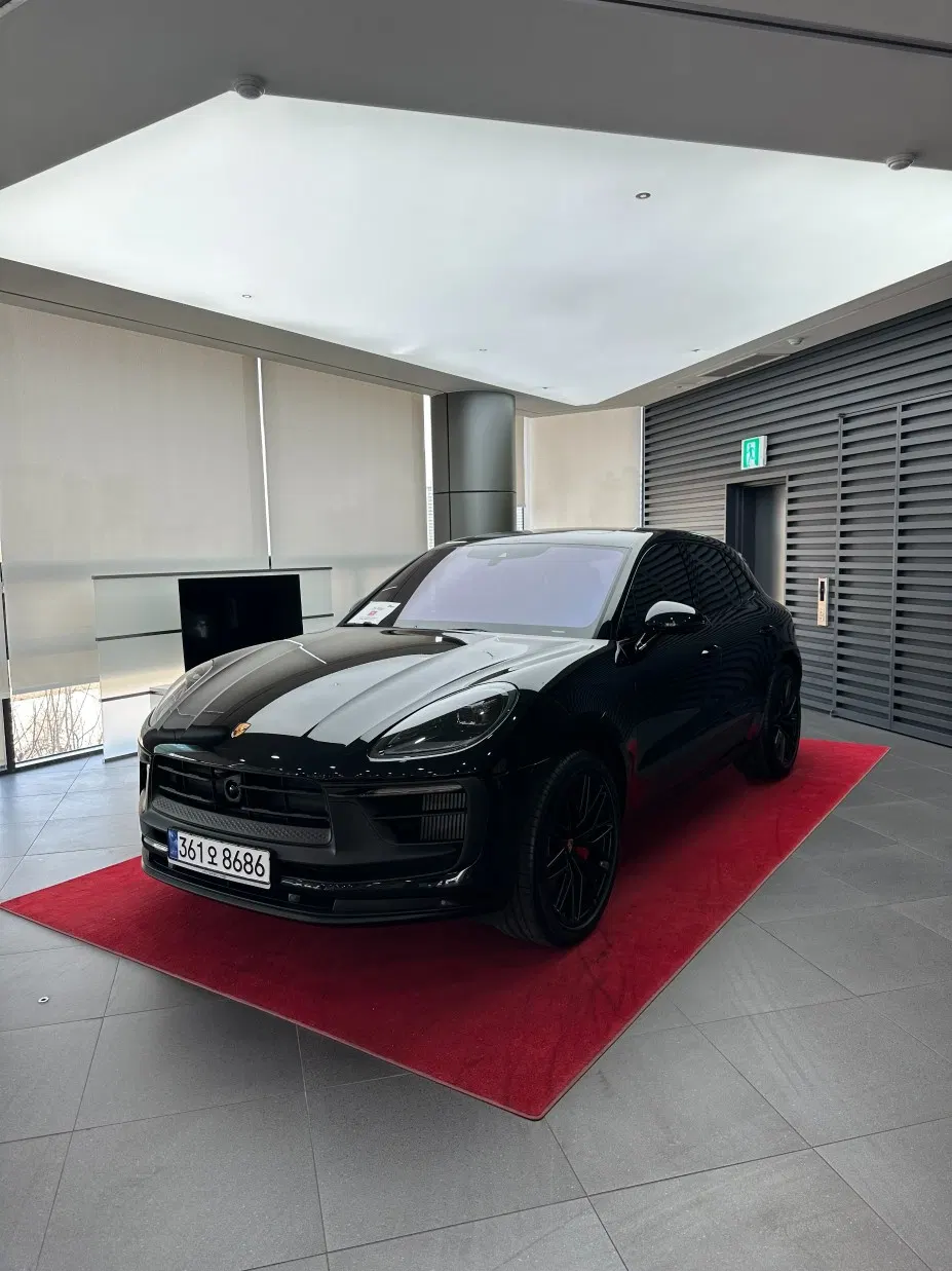 Porsche Macan 2.9 GTS 2023 — photo 1 sur 23