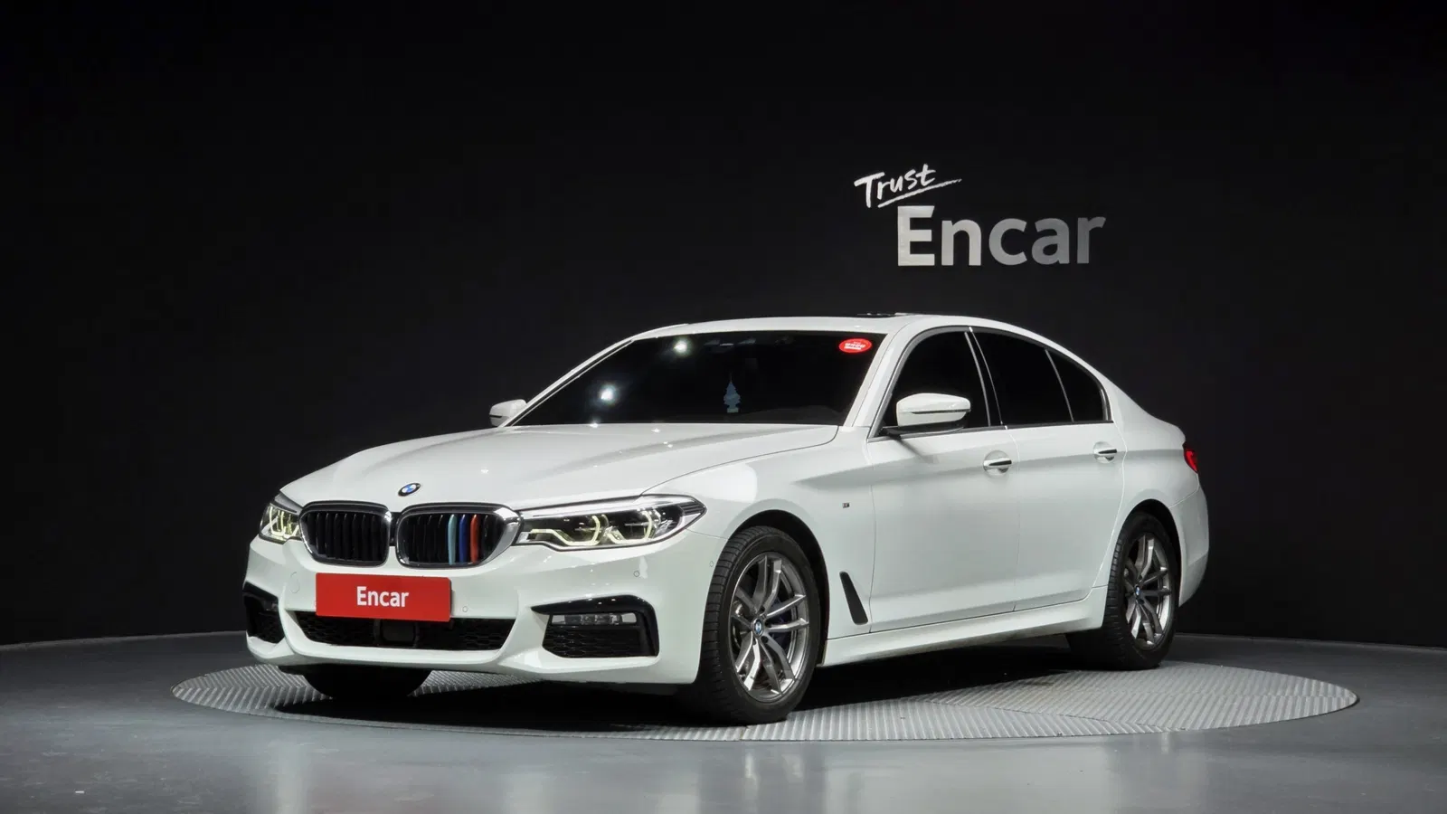 BMW Série 5 (G30) 530i M Sport Plus 2018 — photo 1 sur 43