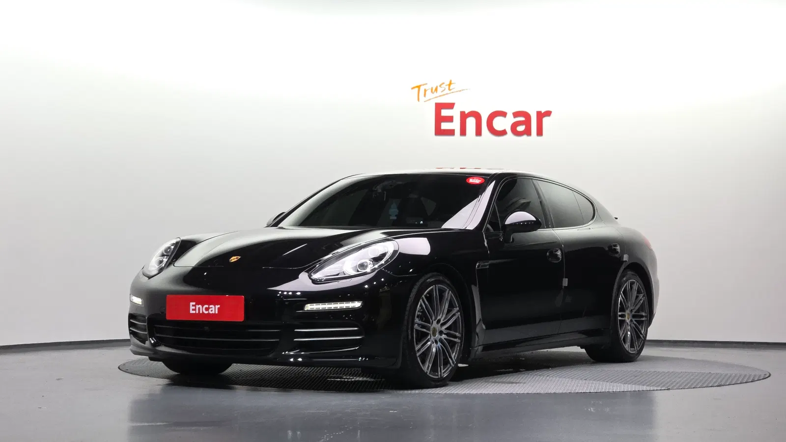 Porsche Panamera 3.6 AWD Edition 2016 — photo 1 sur 20