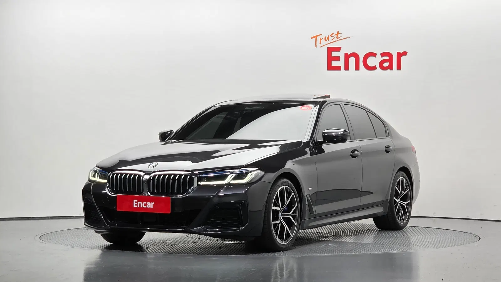 BMW Série 5 (G30) 530i M Sport 2023 — photo 1 sur 39