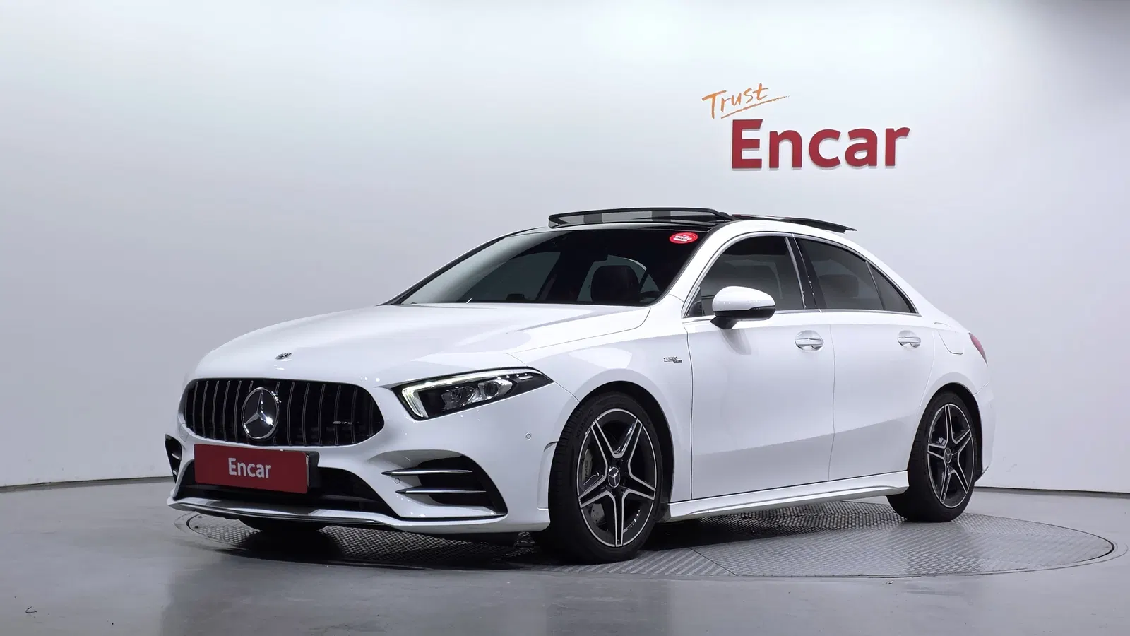 Mercedes-AMG Classe A A35 4MATIC Berline (W177) 2021 — photo 1 sur 31