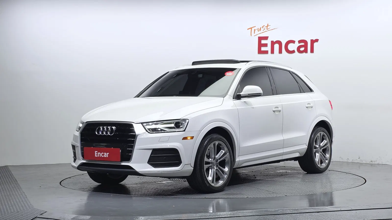 Audi Q3 2.0 TFSI Quattro 2016 — photo 1 sur 20