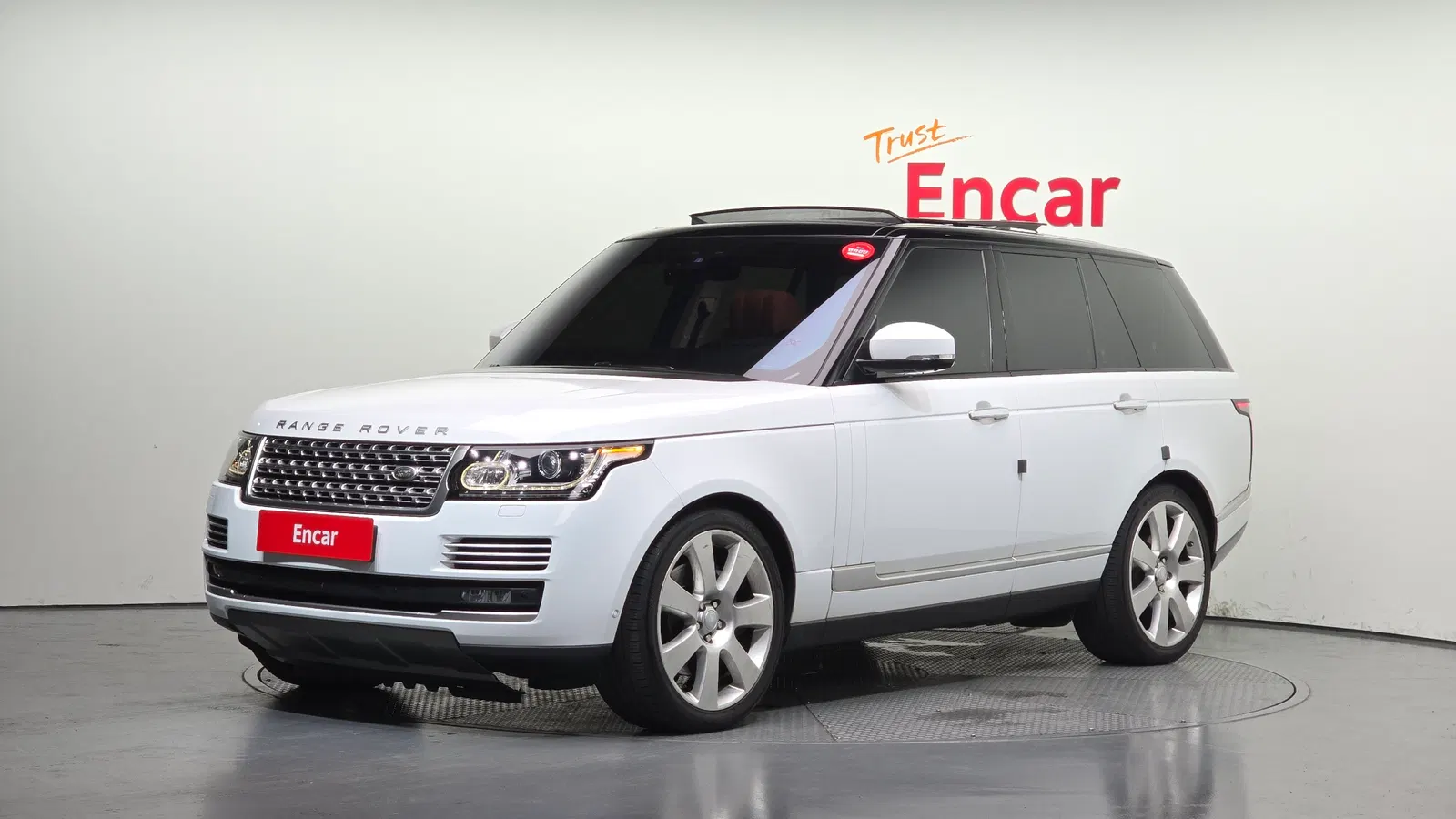 Land Rover Range Rover 4e génération 4.4 SDV8 AB Diesel 2017 — photo 1 sur 20