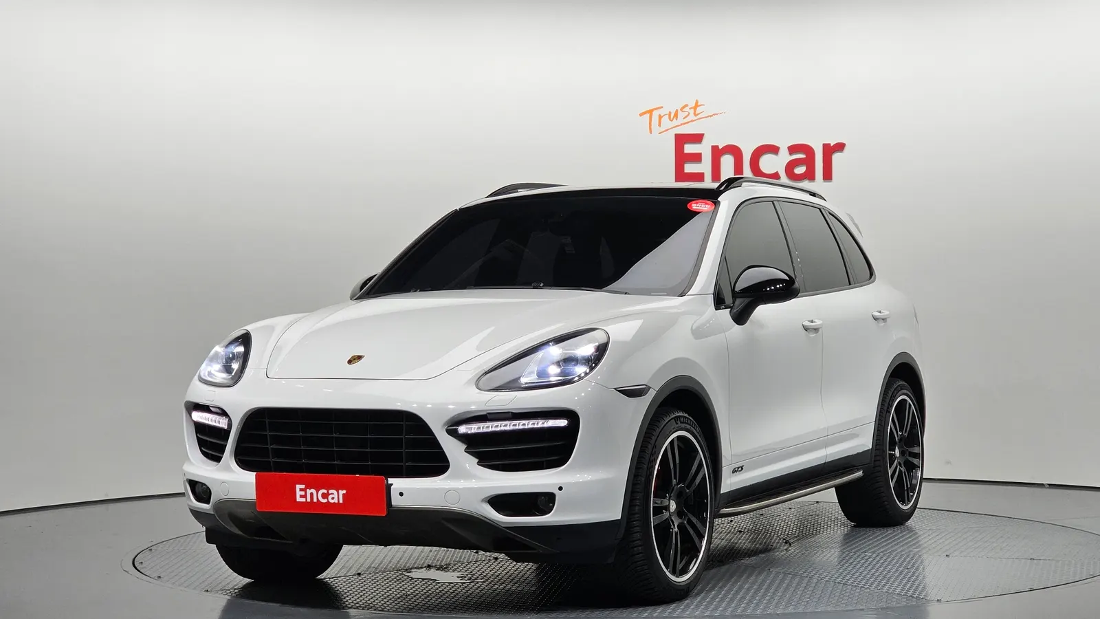 Porsche Cayenne 4.8 S 2012 — photo 1 sur 32