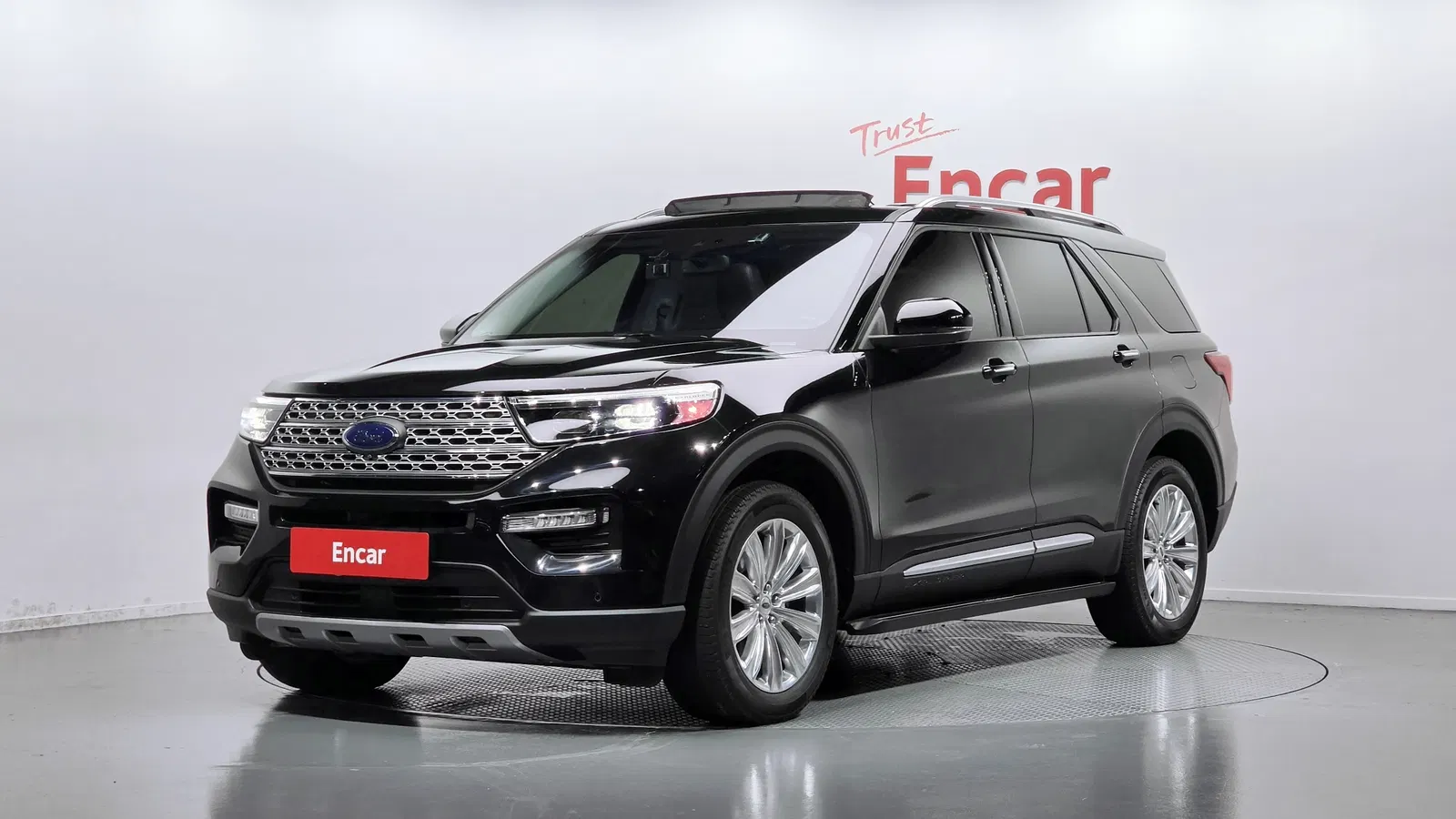 Ford Explorer 6e génération 3.3 Hybride 2022 — photo 1 sur 26