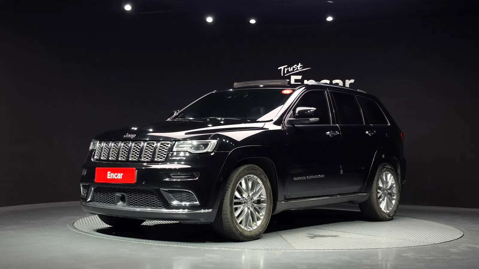 Jeep Grand Cherokee 3.0 Diesel Overland Summit 2018 — photo 1 sur 20