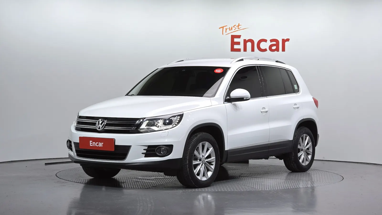 Volkswagen Tiguan 2.0 TDI Comfort 2016 — photo 1 sur 20