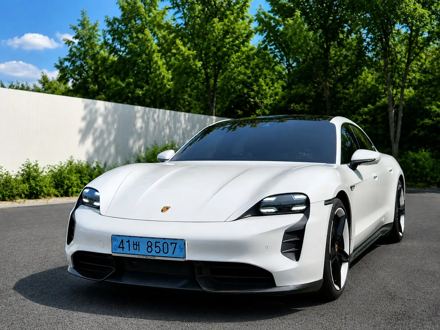 Porsche Taycan GTS 2023 — photo 1 sur 26