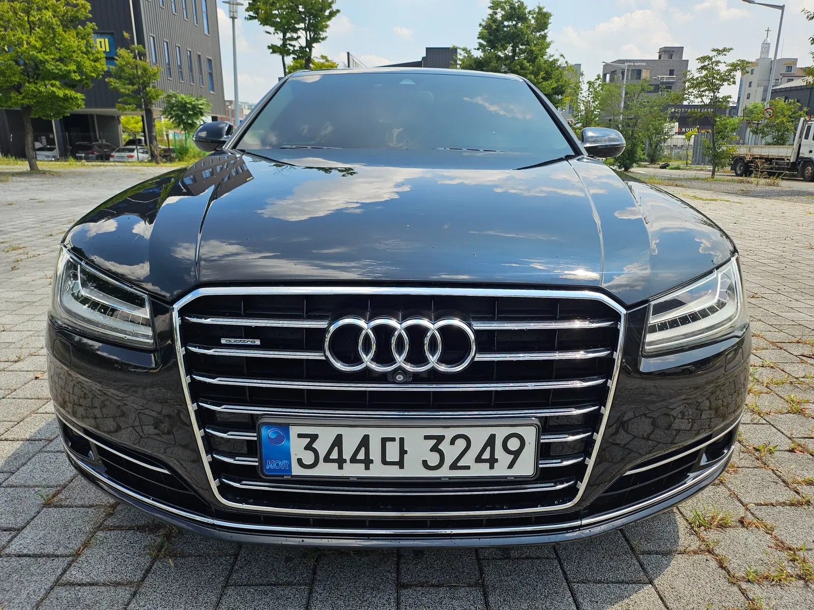 Audi A8 60 TDI Quattro 2015 — photo 1 sur 26
