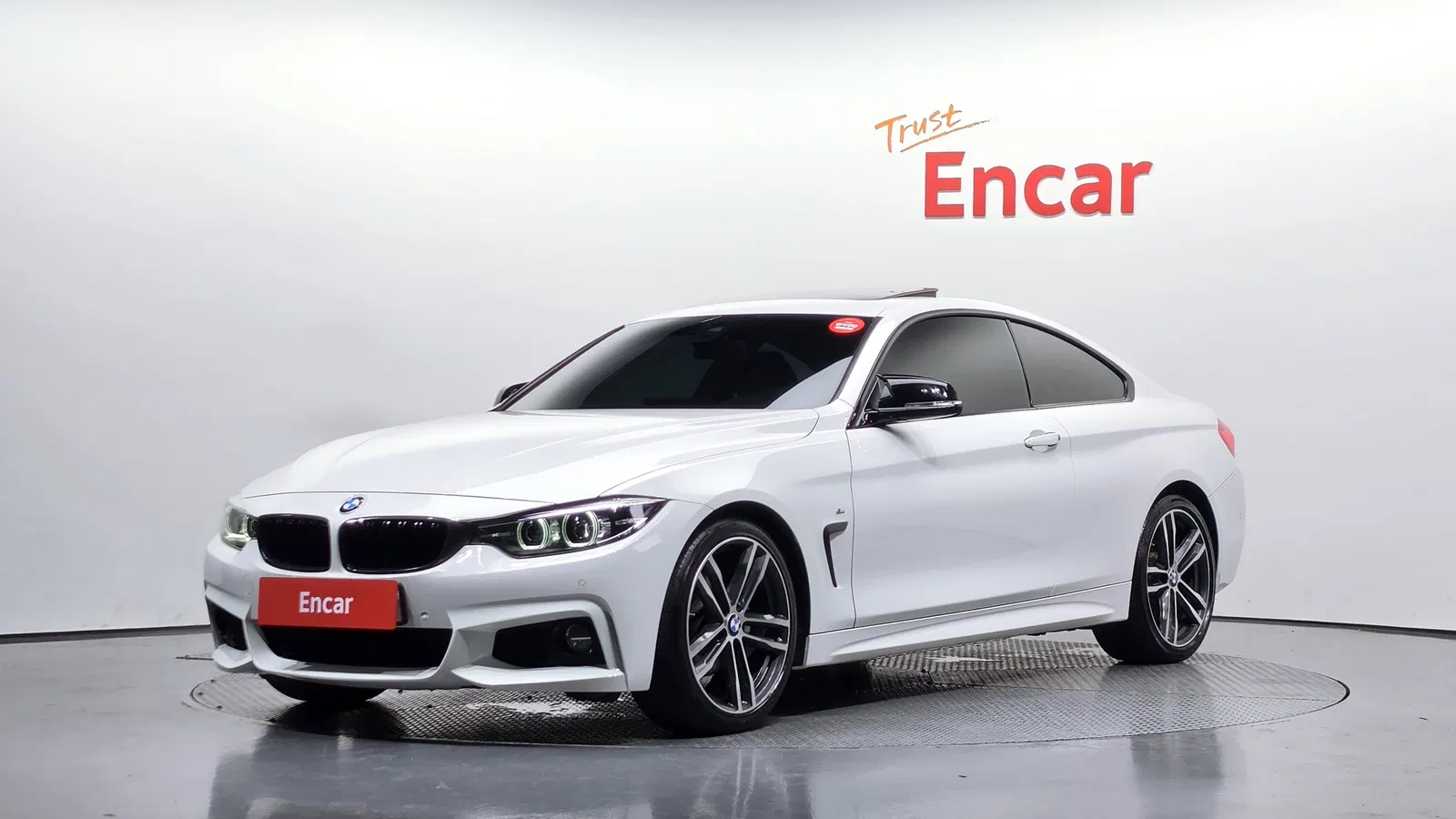 BMW Série 4 (F32) 420i M Sport Coupé 2018 — photo 1 sur 31