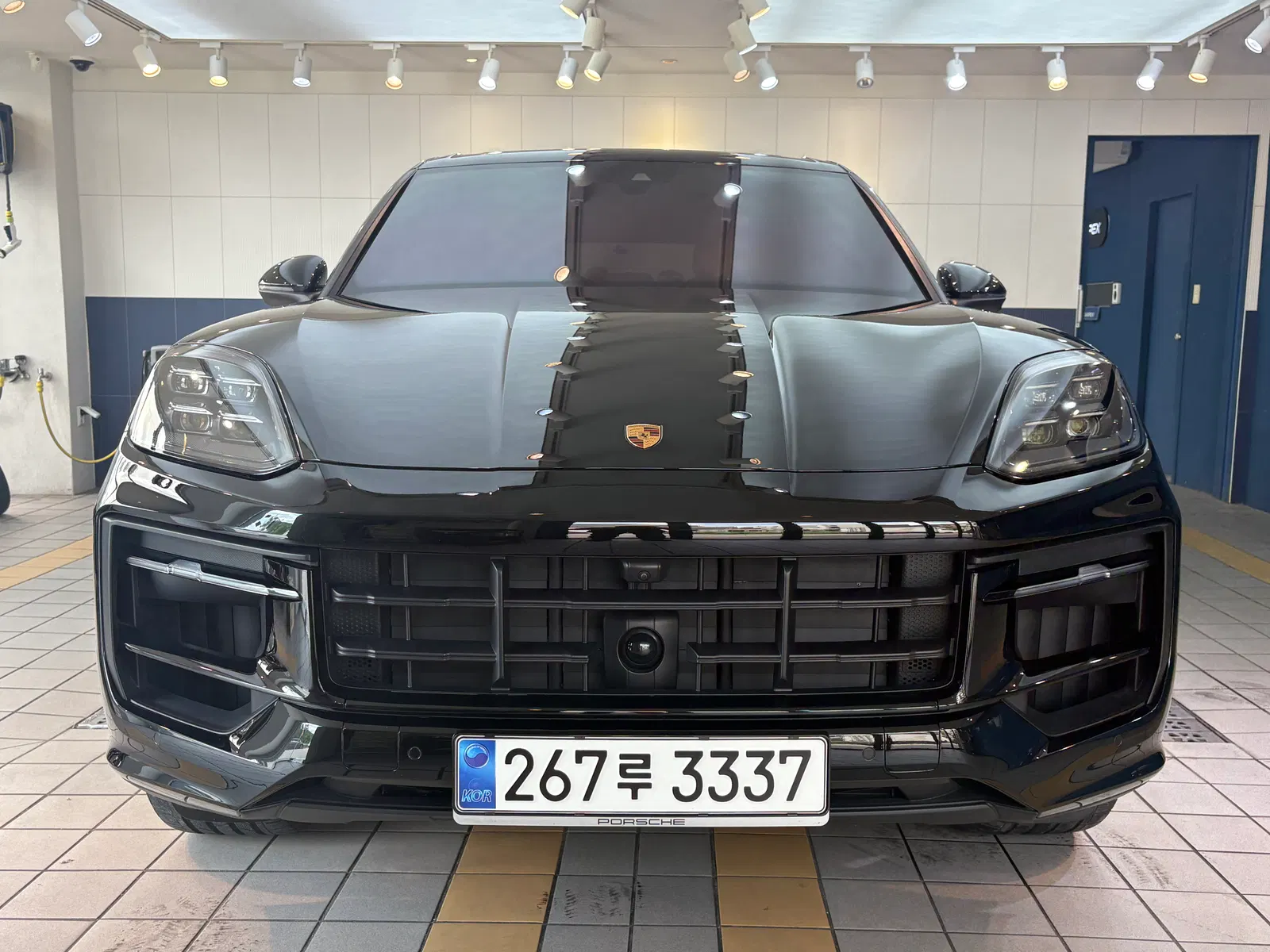 Porsche Cayenne (PO536) 3.0 2025 — photo 1 sur 21