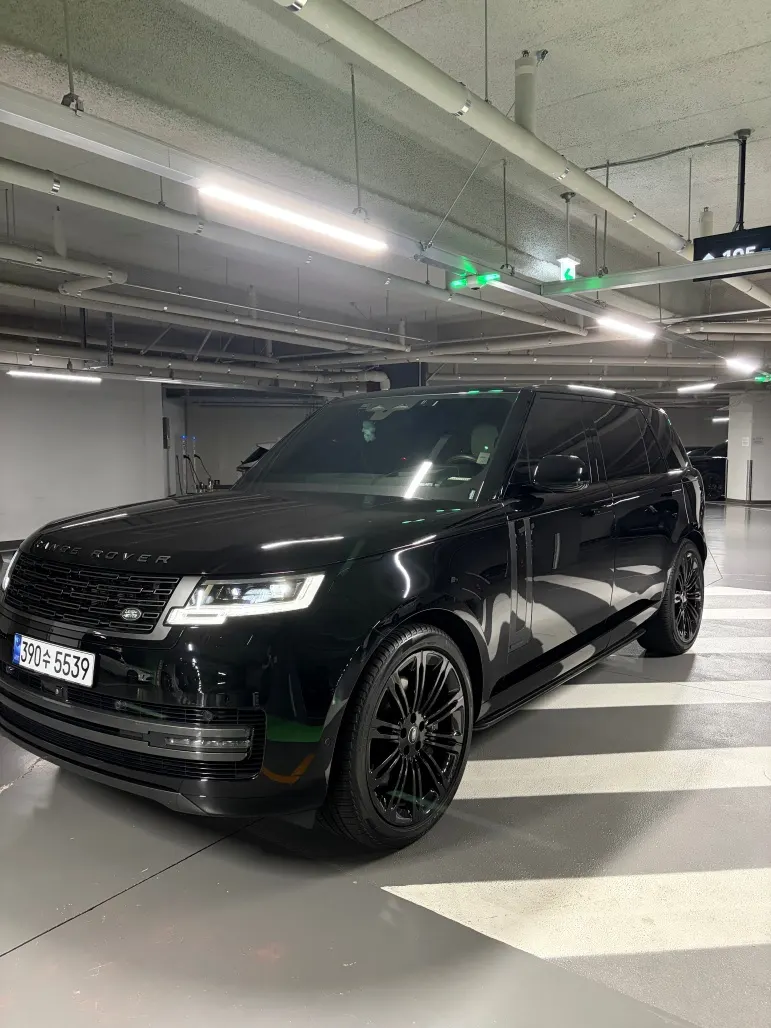 Land Rover Range Rover 5e génération P530 AB LWB 2024 — photo 1 sur 24