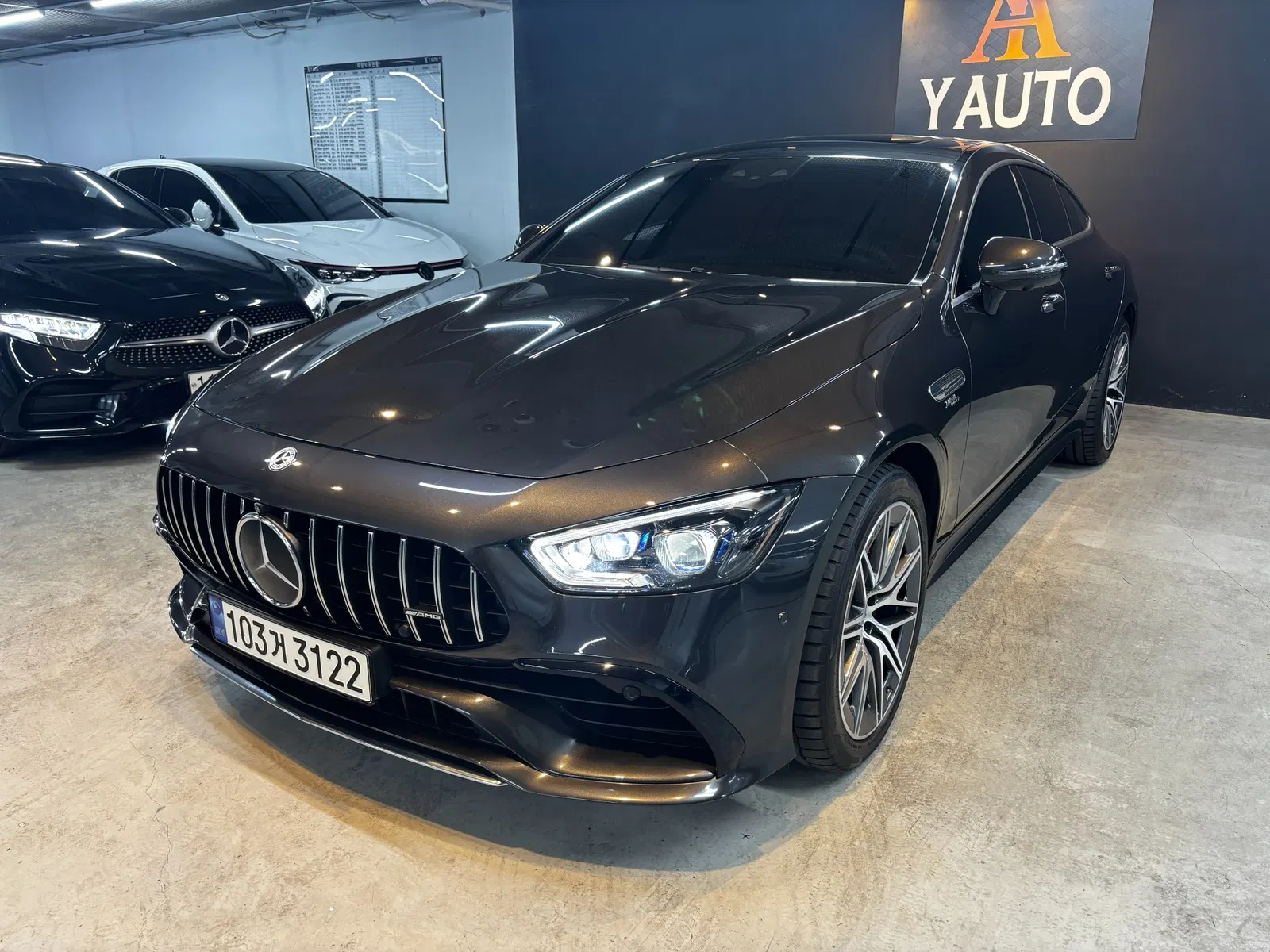 Mercedes-AMG AMG GT 4 portes 43 4MATIC+ 2022 — photo 1 sur 25