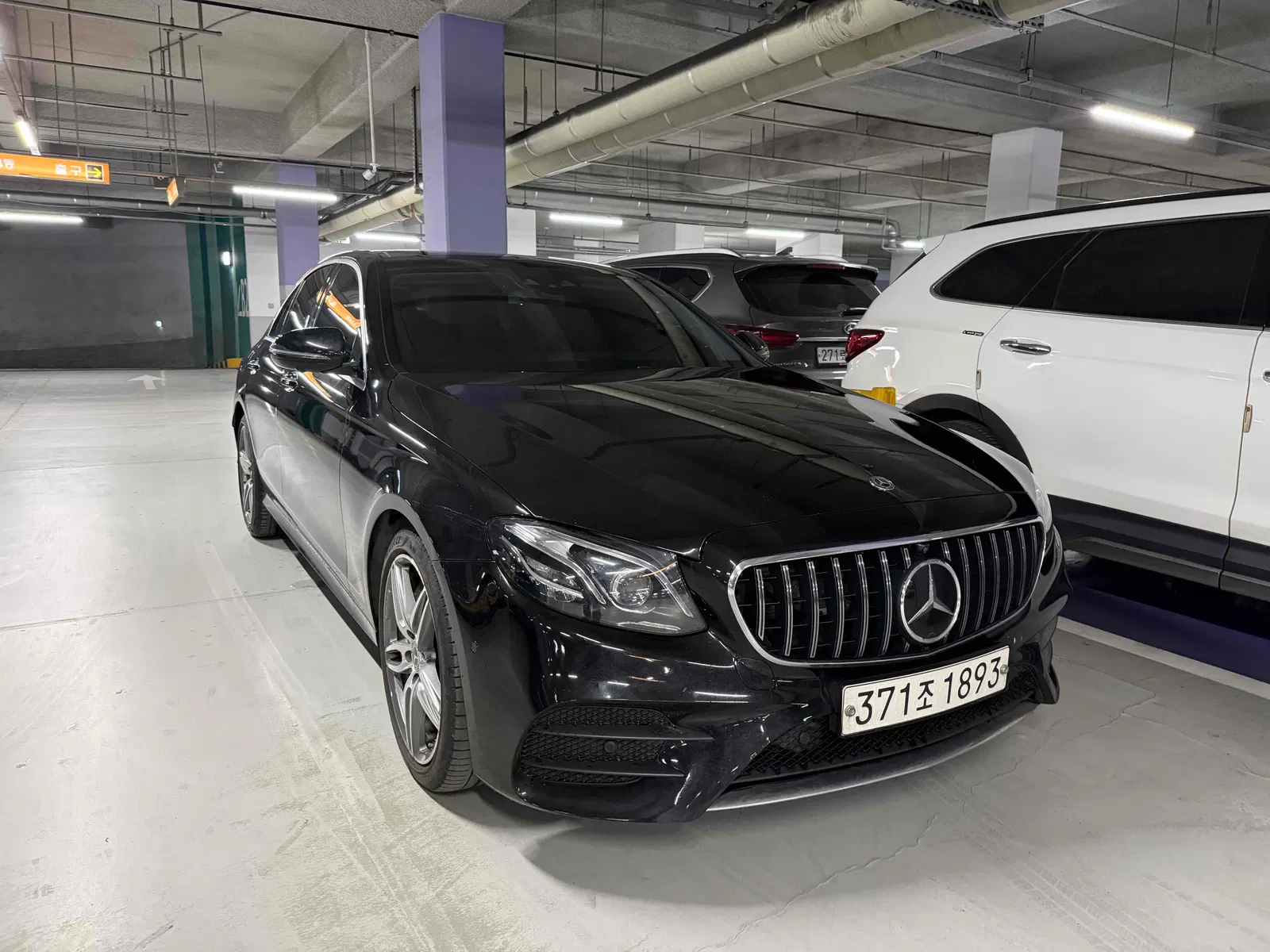Mercedes-Benz Classe E AMG Line · E300 4MATIC (W213) 2020 — photo 1 sur 9