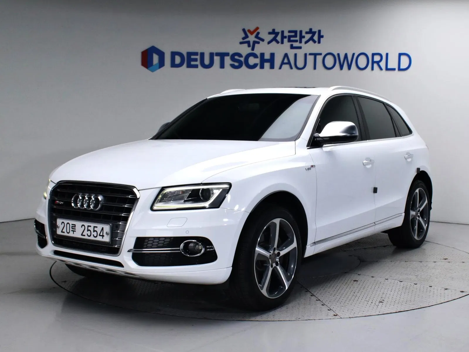 Audi Q5 45 TDI Quattro 2015 — photo 1 sur 26