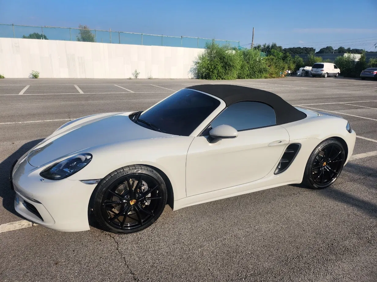 Porsche 718 Boxster 2.0 2021 — photo 1 sur 19