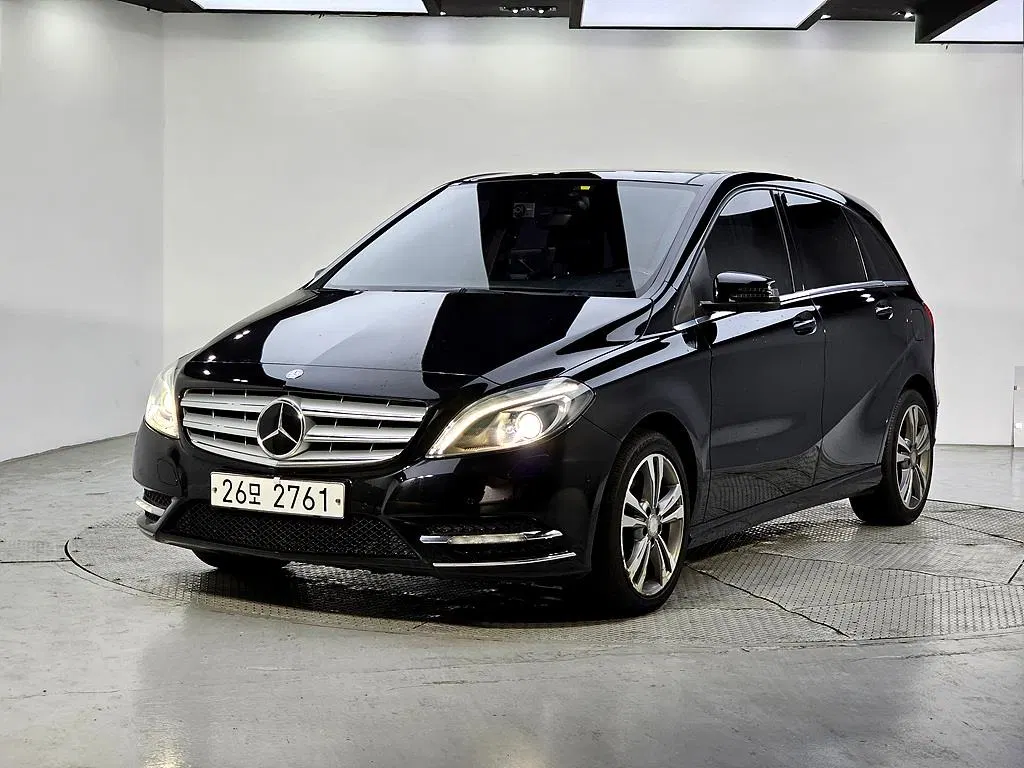 Mercedes-Benz Classe B B200 CDI BlueEFFICIENCY SportPack (W246) 2015 — photo 1 sur 26