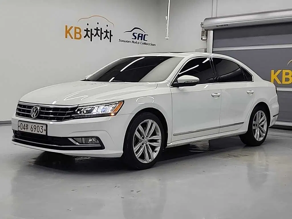 Volkswagen Passat 2.0 TSI 2018 — photo 1 sur 26