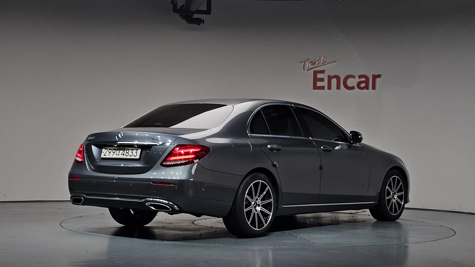 Mercedes-Benz Classe E E200 Avantgarde (W213) 2018 — photo 1 sur 40
