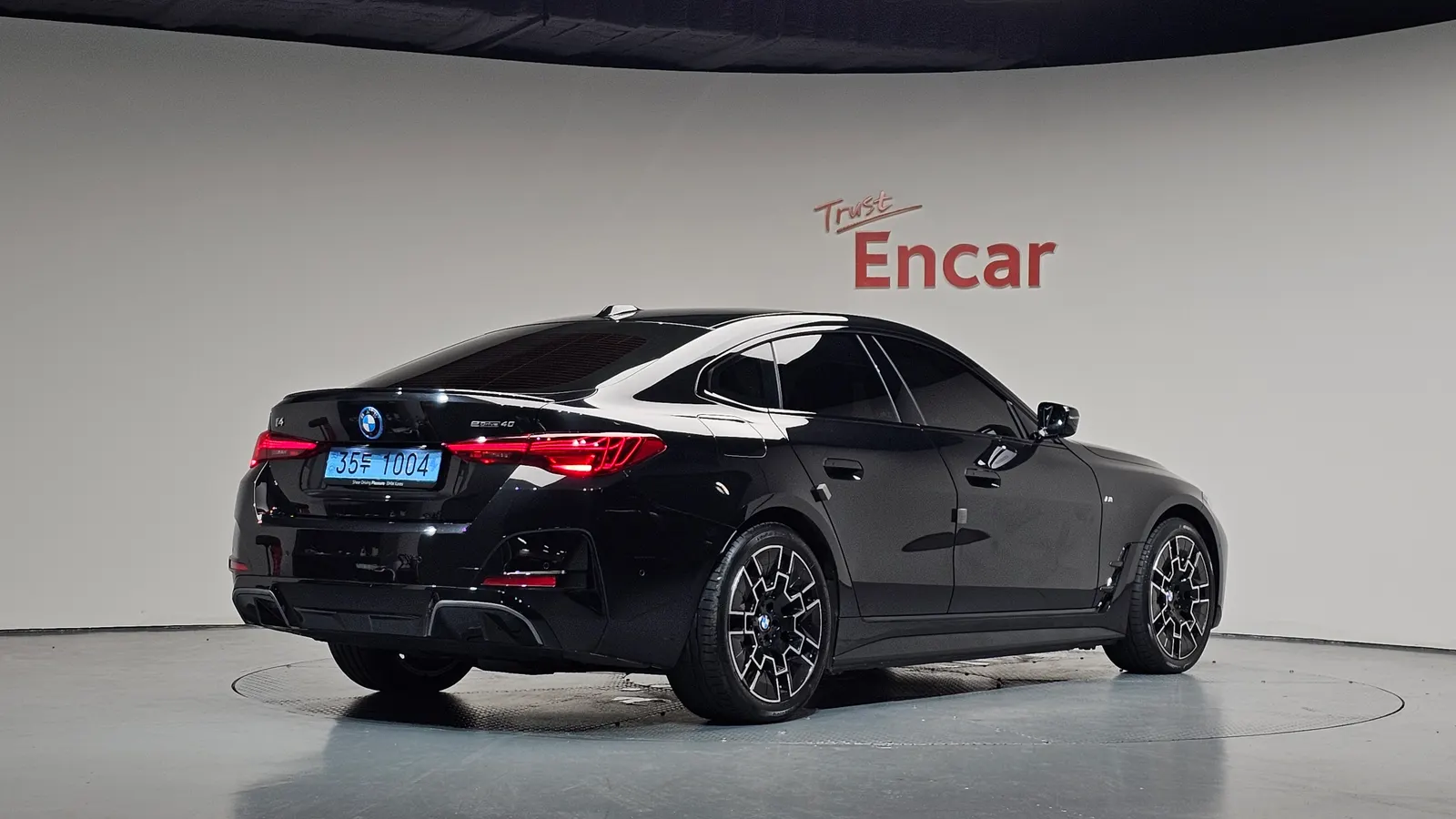 BMW i4 eDrive40 M Sport Pro 2026 — photo 1 sur 35