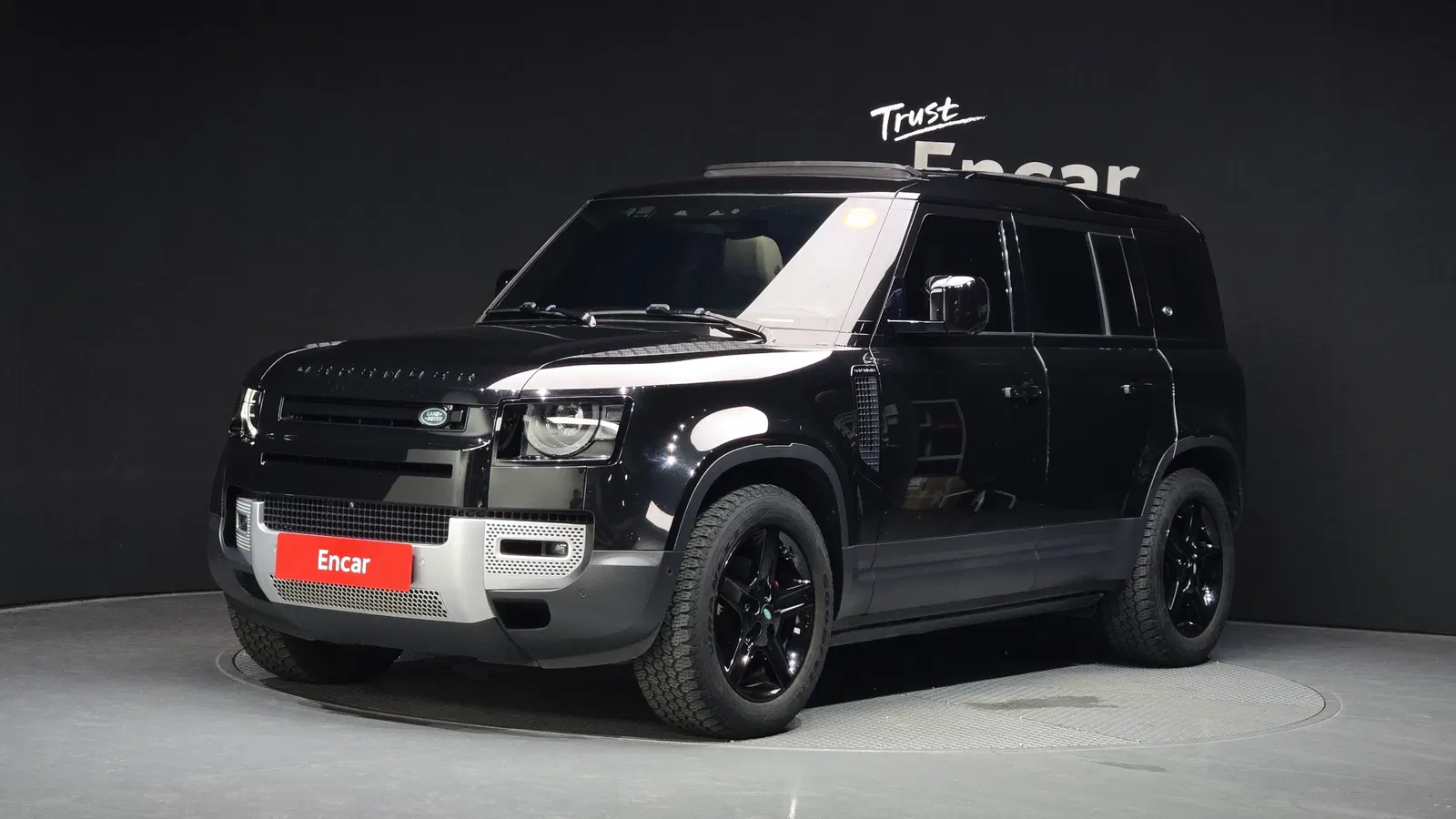 Land Rover Defender (L663) 110 D250 SE 2023 — photo 1 sur 20