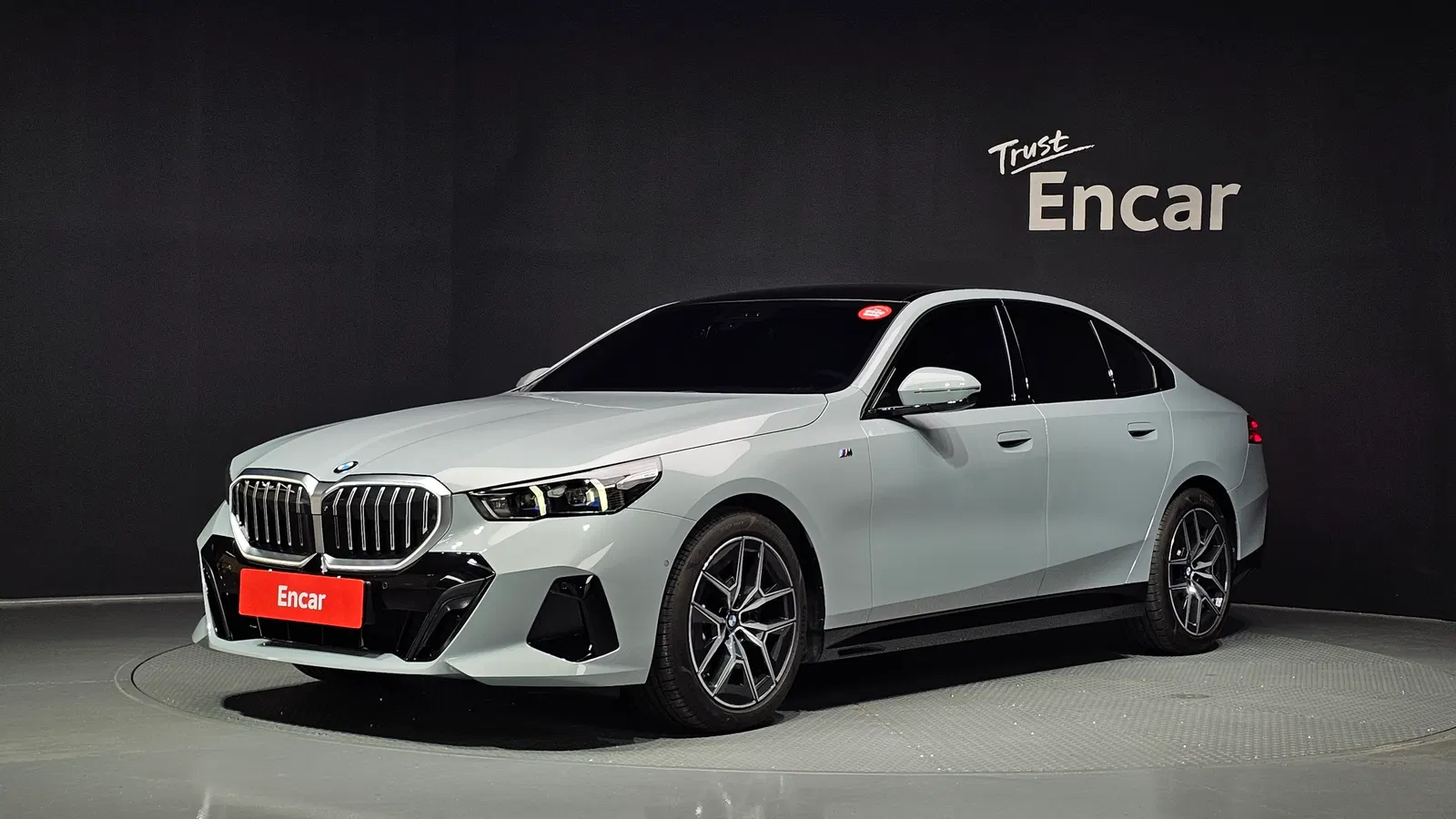 BMW Série 5 (G60) 520i M Sport 2025 — photo 1 sur 34