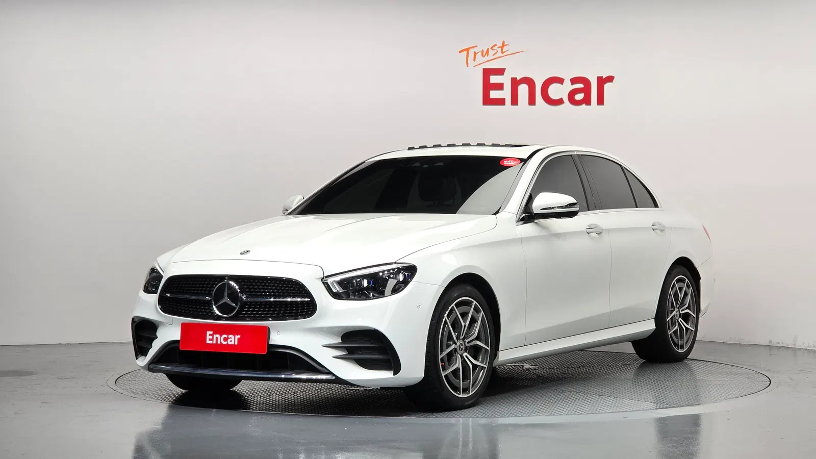 Mercedes-Benz Classe E AMG Line · E220d 4MATIC (W213) 2022 — photo 1 sur 26