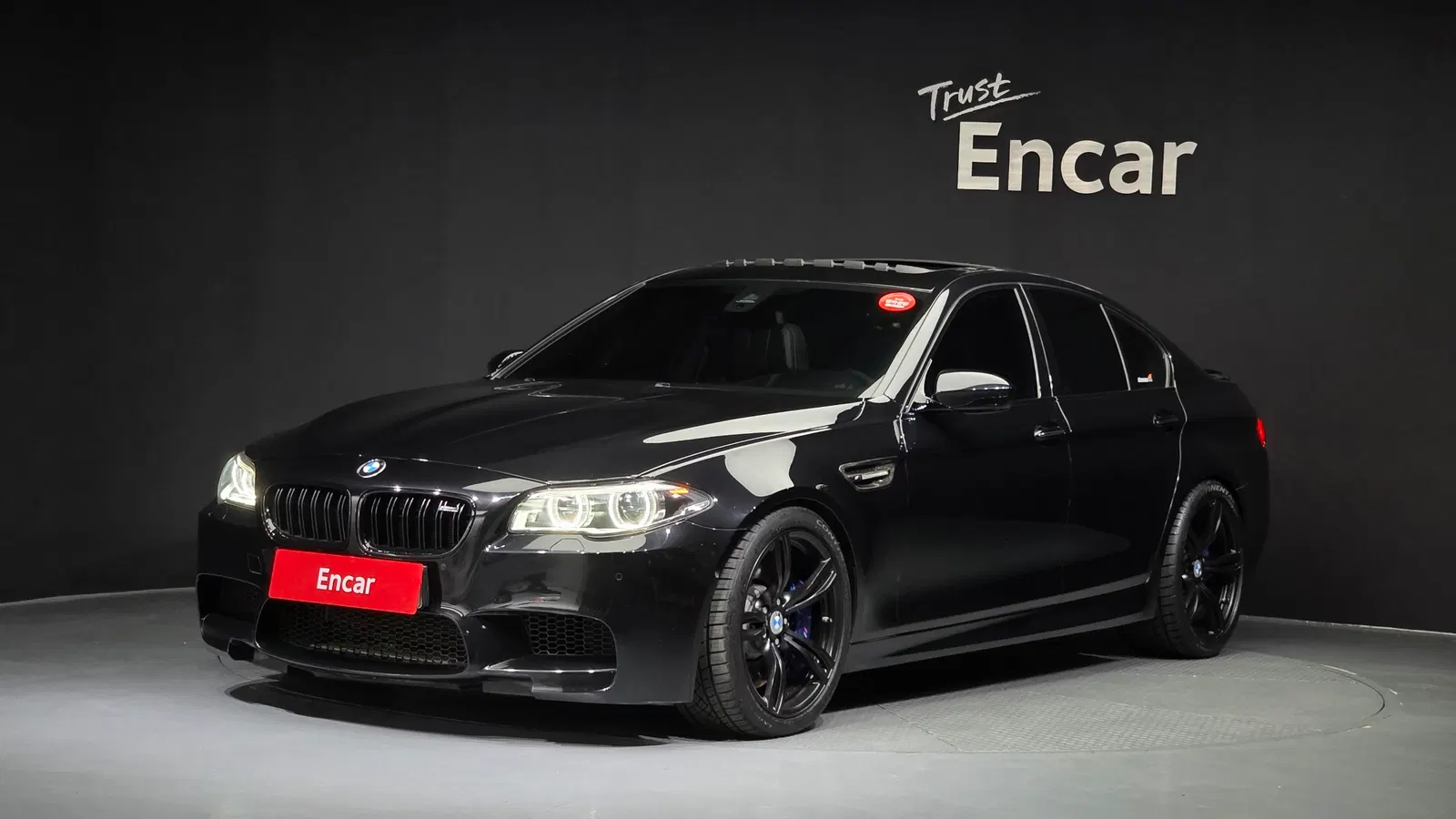 BMW M5 (F10) M5 Sedan 2016 — photo 1 sur 20
