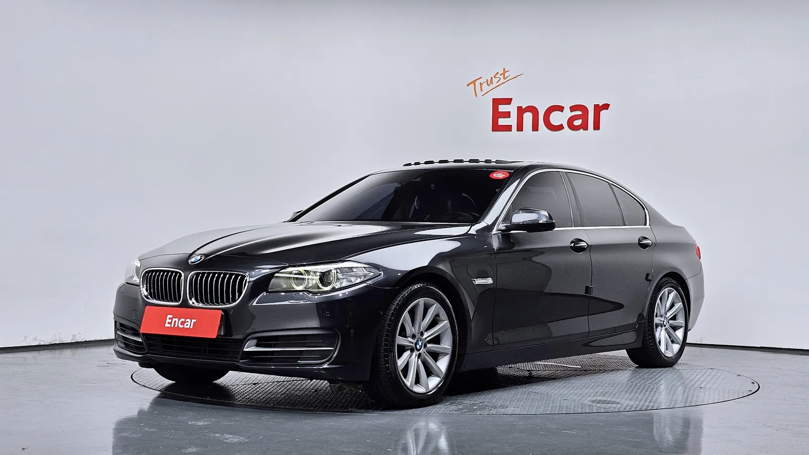 BMW Série 5 (F10) 528i 2014 — photo 1 sur 26