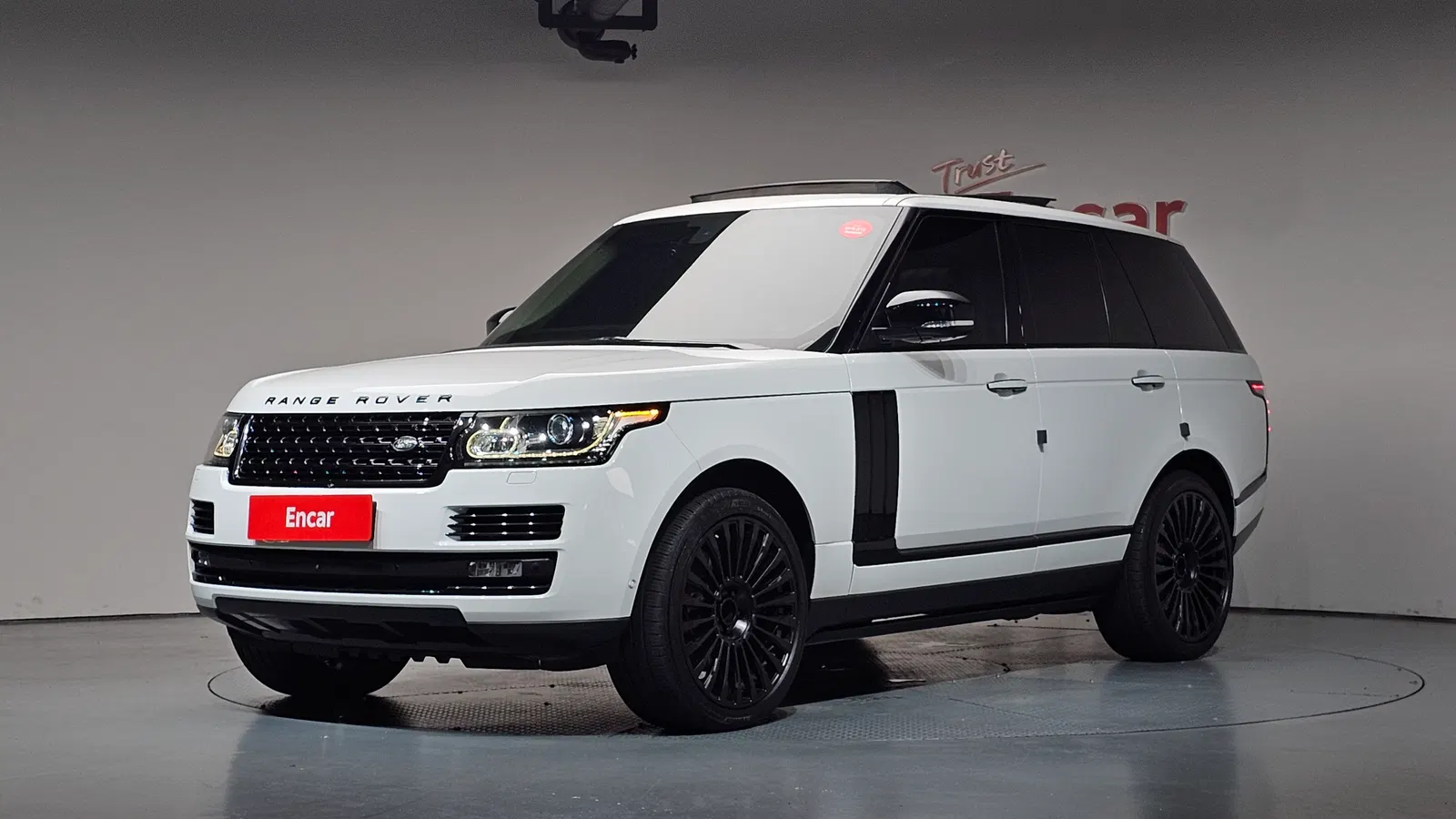 Land Rover Range Rover 4e génération 4.4 SDV8 Vogue SE Diesel 2016 — photo 1 sur 38