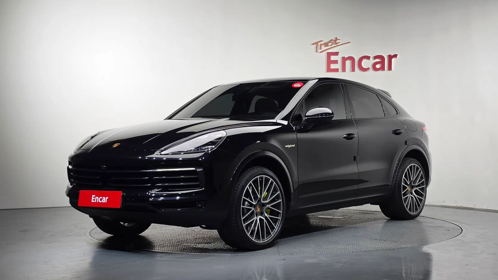 Porsche Cayenne (PO536) 3.0 E-Hybride Coupé 2020 — photo 1 sur 20