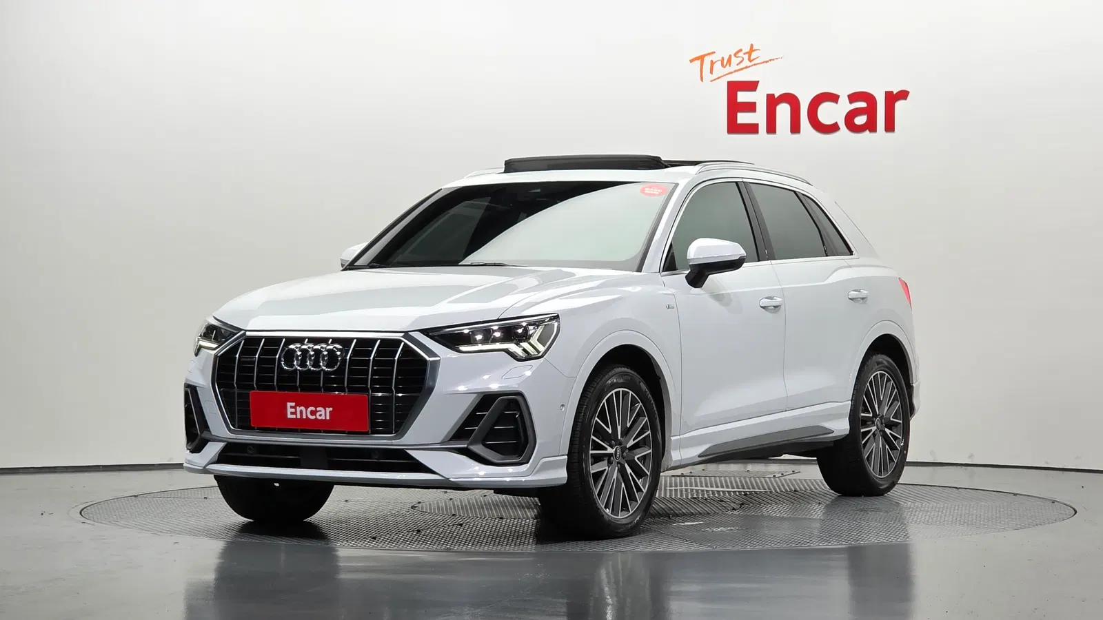 Audi Q3 (F3) 35 TDI Quattro Premium 2022 — photo 1 sur 20
