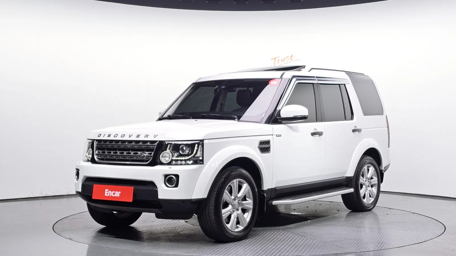 Land Rover Discovery 4 3.0 SDV6 SE 2016 — photo 1 sur 20