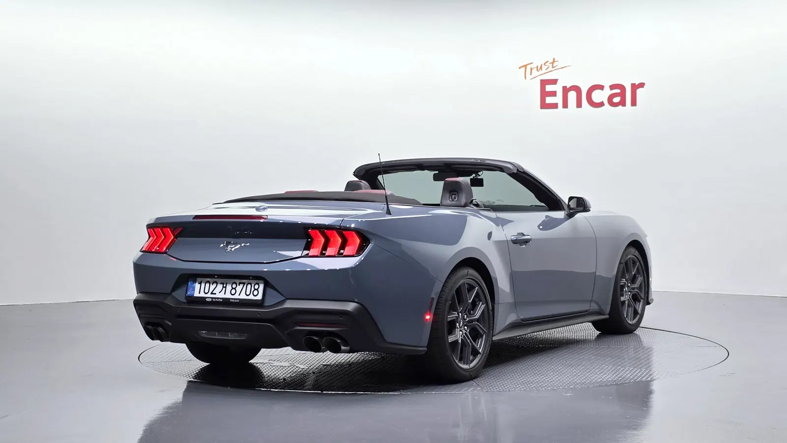 Ford Mustang 7e génération 2.3 EcoBoost Premium Convertible 2024 — photo 1 sur 31