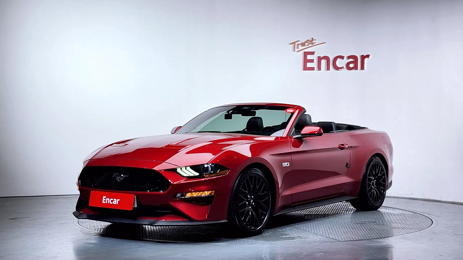 Ford Mustang GT Convertible 2022 — photo 1 sur 32