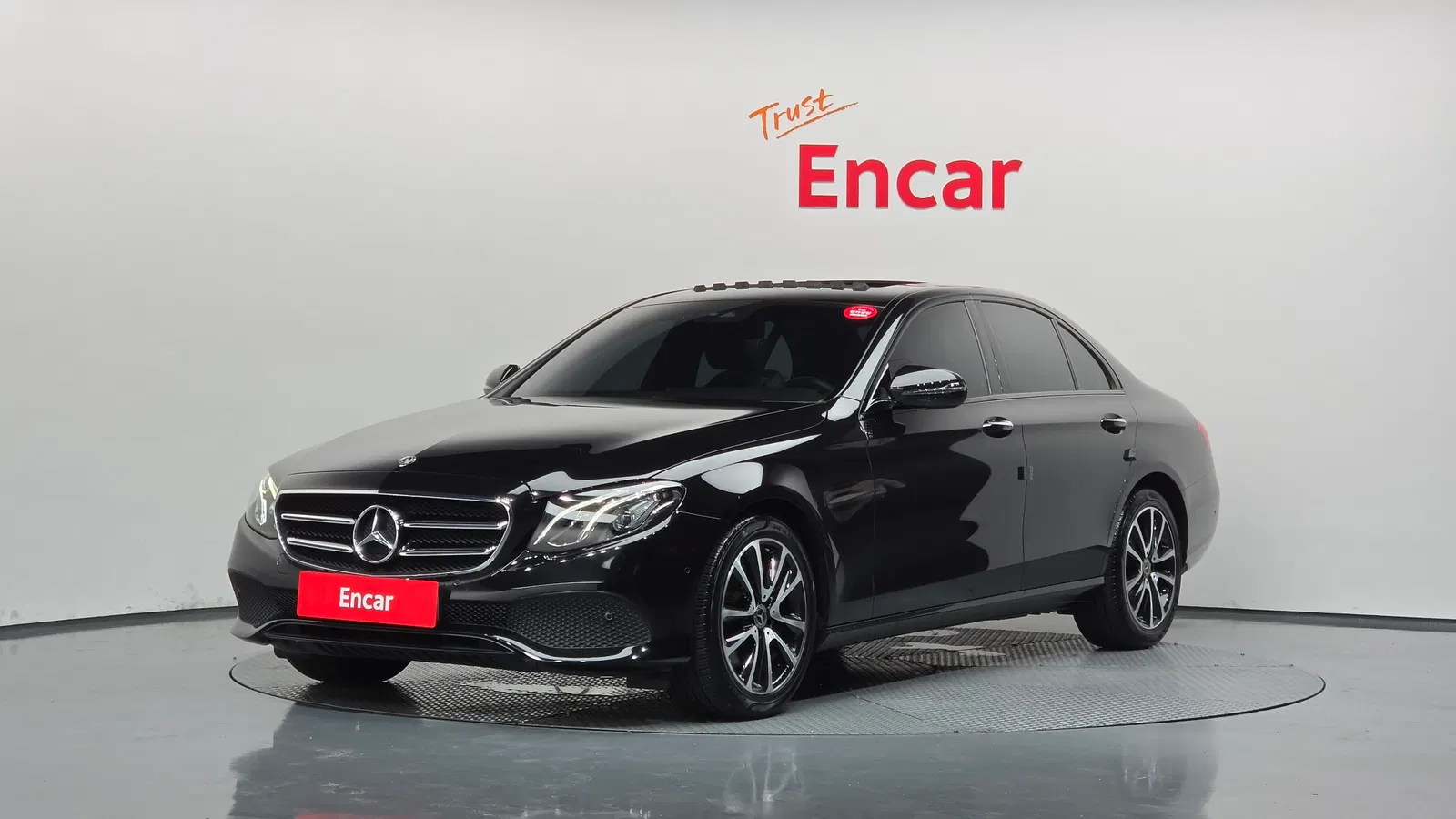 Mercedes-Benz Classe E E250 Avantgarde (W213) 2020 — photo 1 sur 20