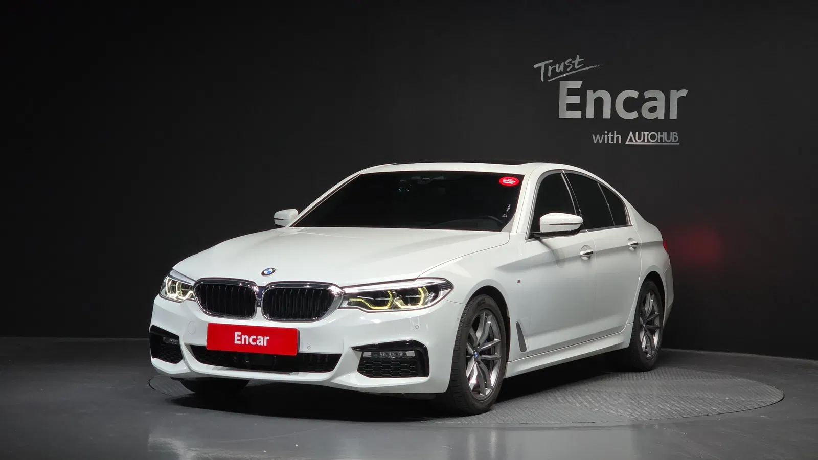 BMW Série 5 (G30) 530i M Sport Plus 2018 — photo 1 sur 36