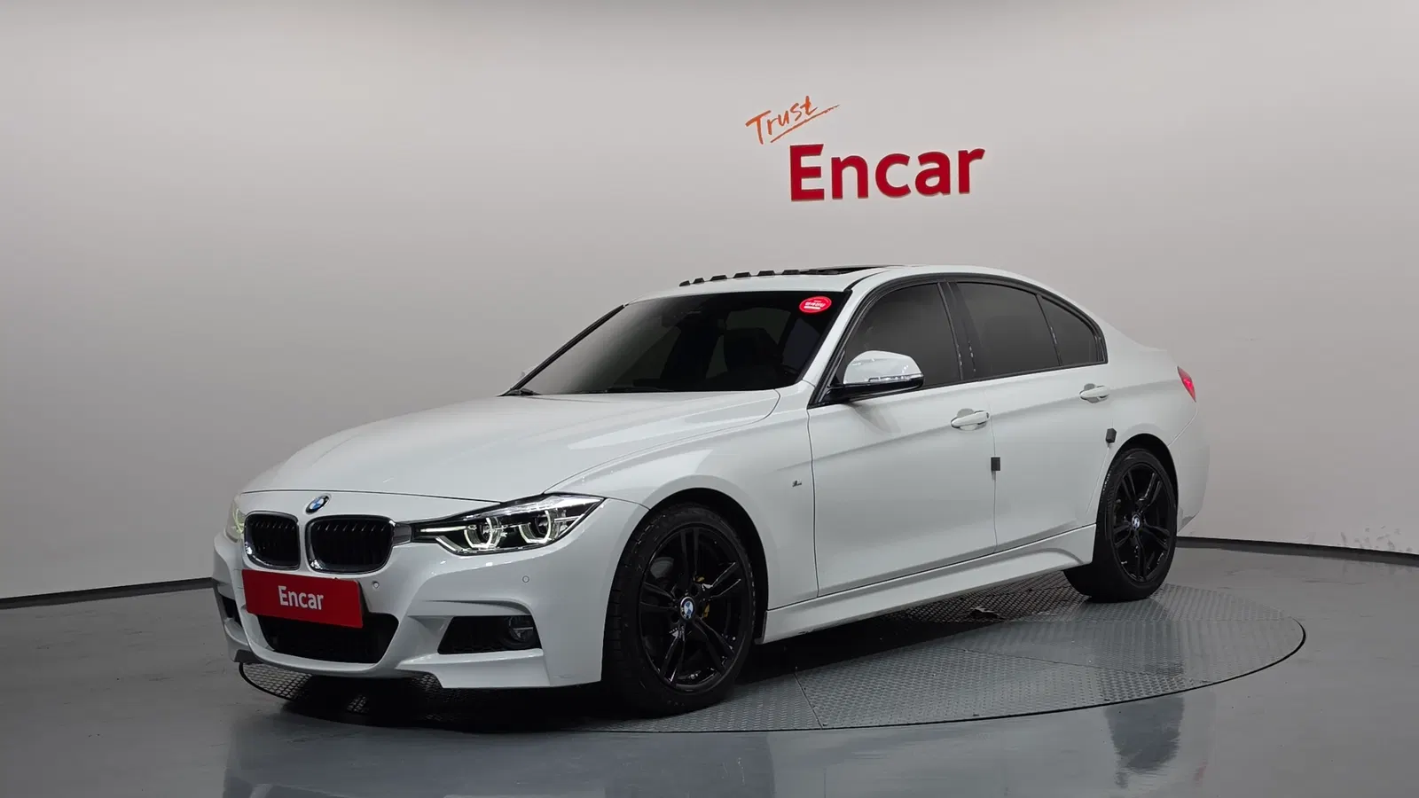 BMW Série 3 (F30) 328i M Sport 2016 — photo 1 sur 20